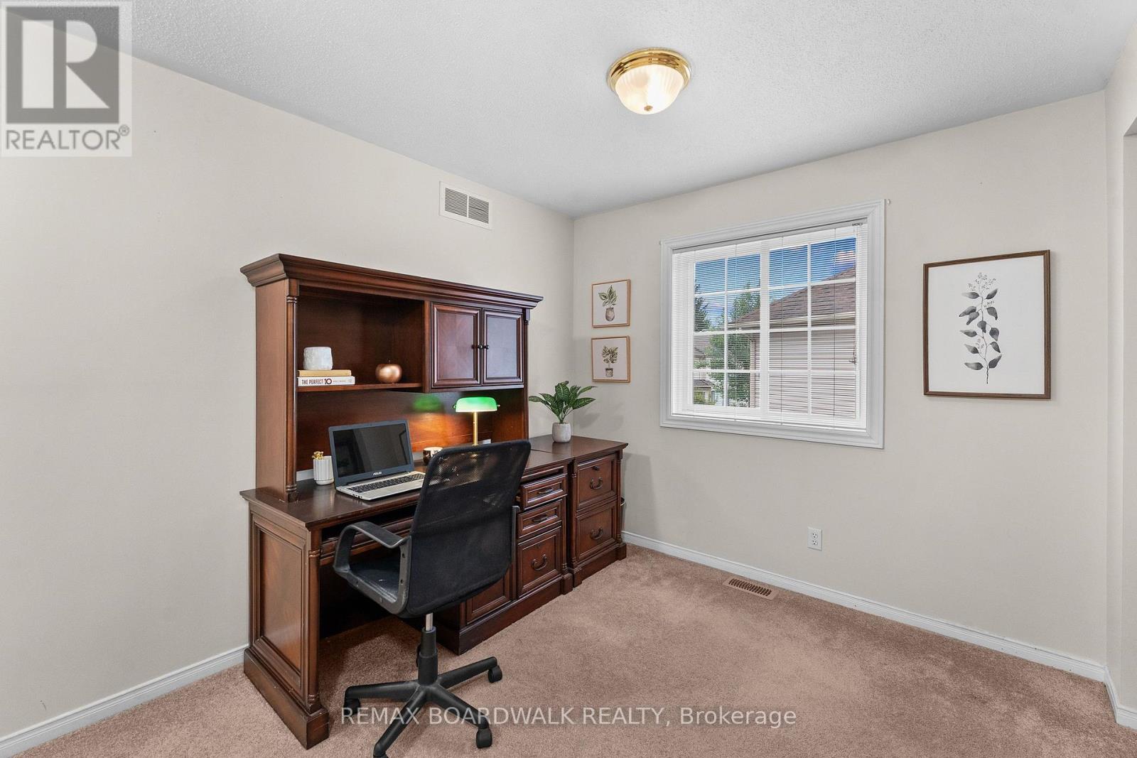 22 EAGLEVIEW STREET - Image 22