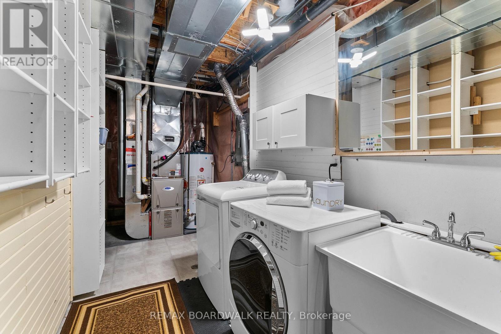 22 EAGLEVIEW STREET - 37