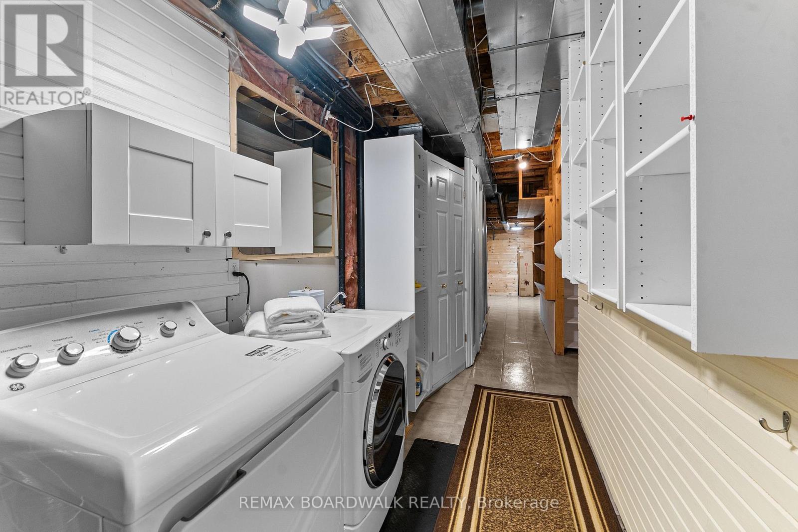 22 EAGLEVIEW STREET - 38