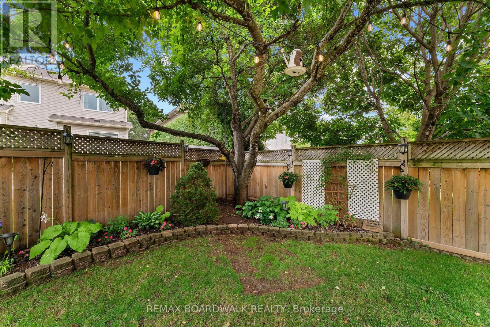 22 EAGLEVIEW STREET - Image 40
