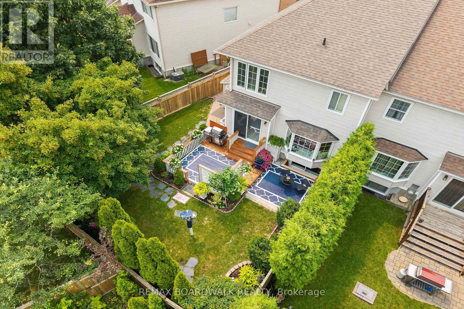 22 EAGLEVIEW STREET - 45
