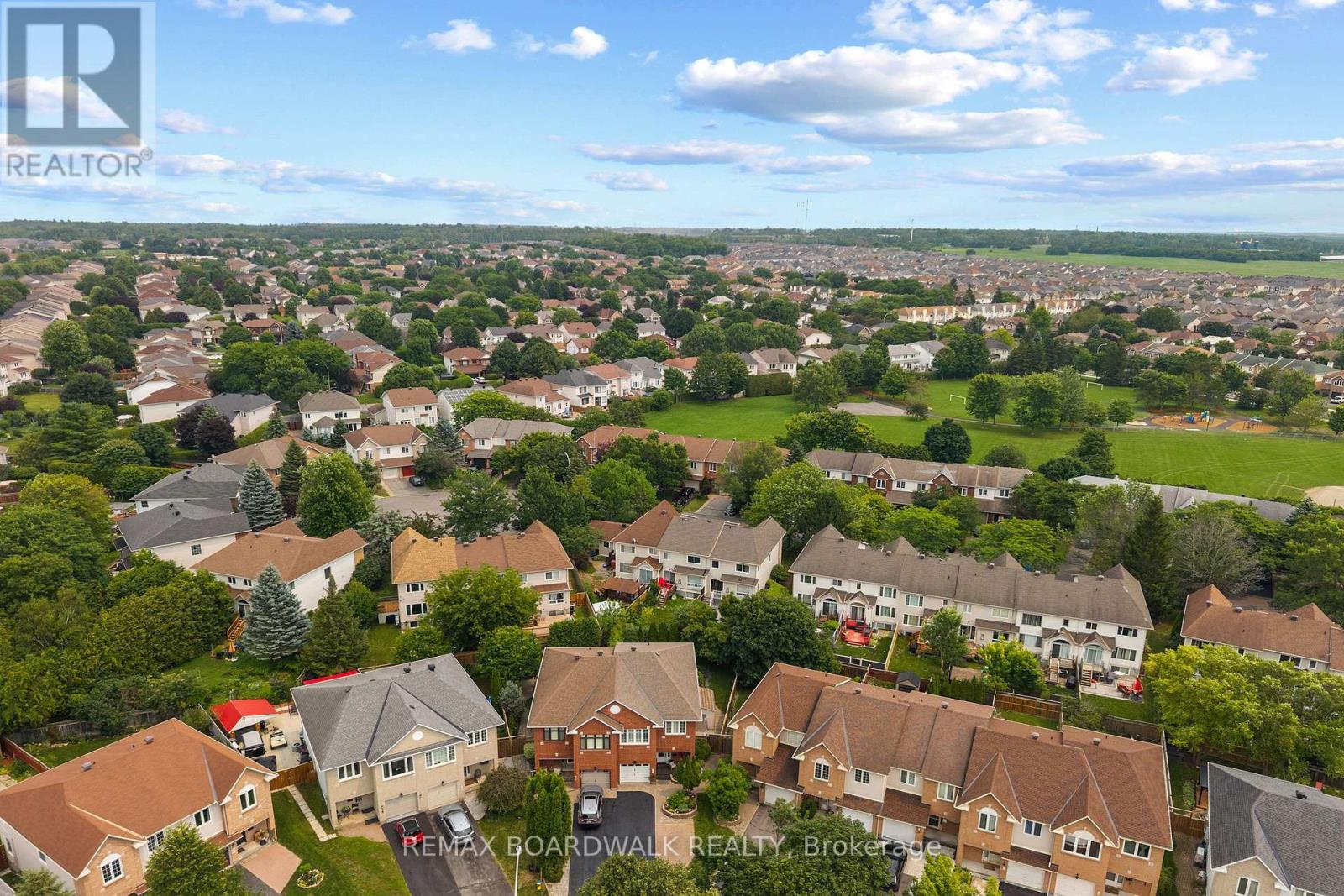 22 EAGLEVIEW STREET - Image 46