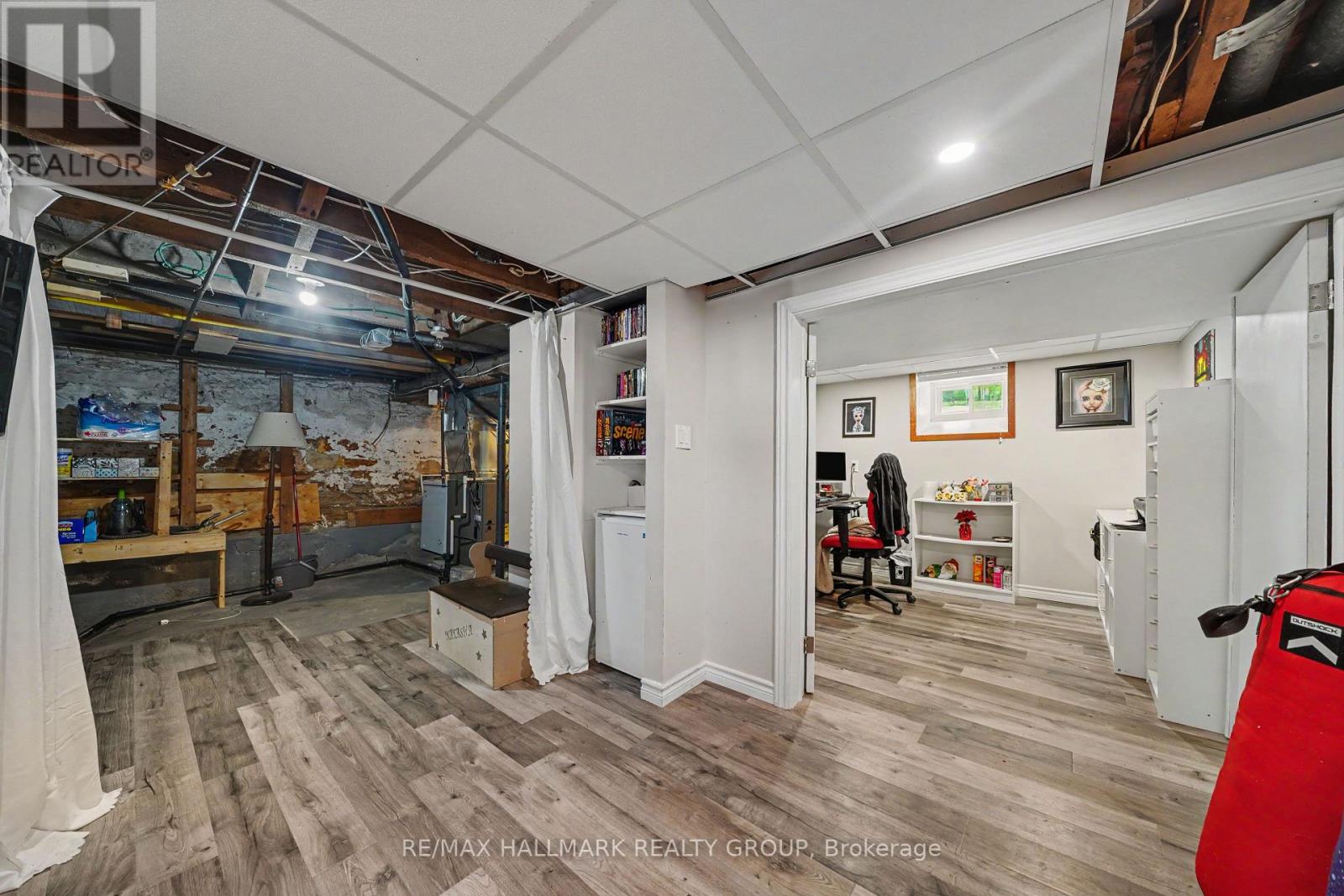 98 DRUMMOND STREET E - 36