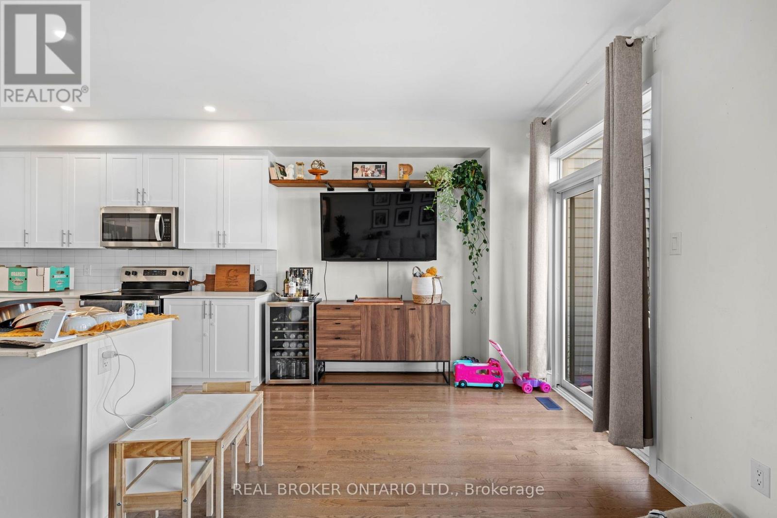 645 RATHBURN LANE - 12