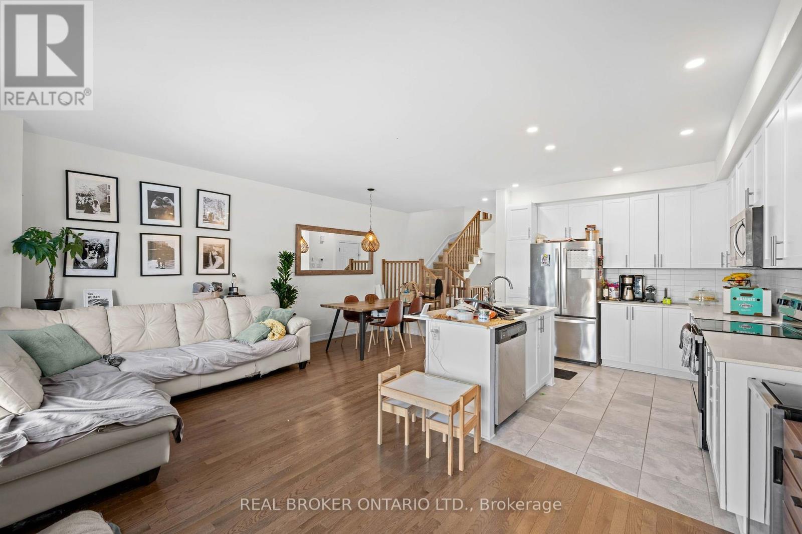 645 RATHBURN LANE - 13
