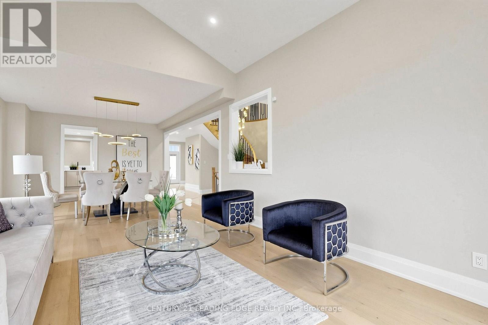 5 LEMSFORD DRIVE - 11