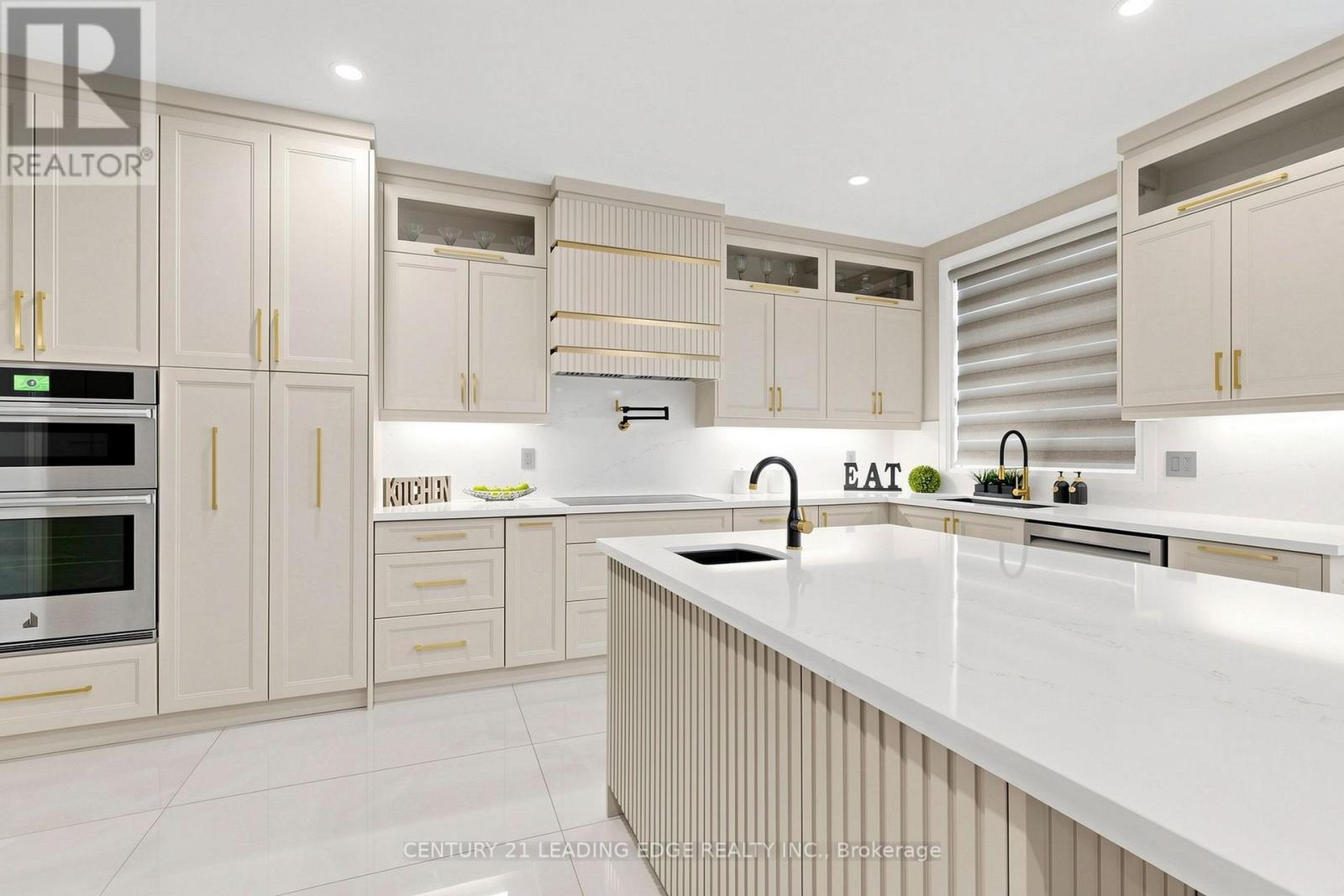 5 LEMSFORD DRIVE - 22