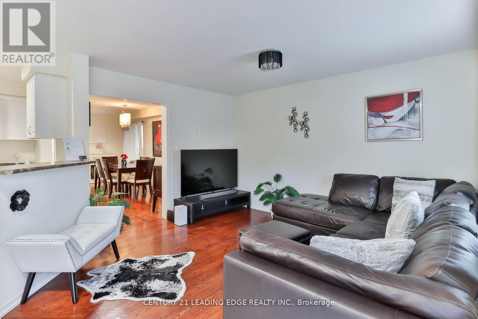 15 ROBERTDALE COURT - 15