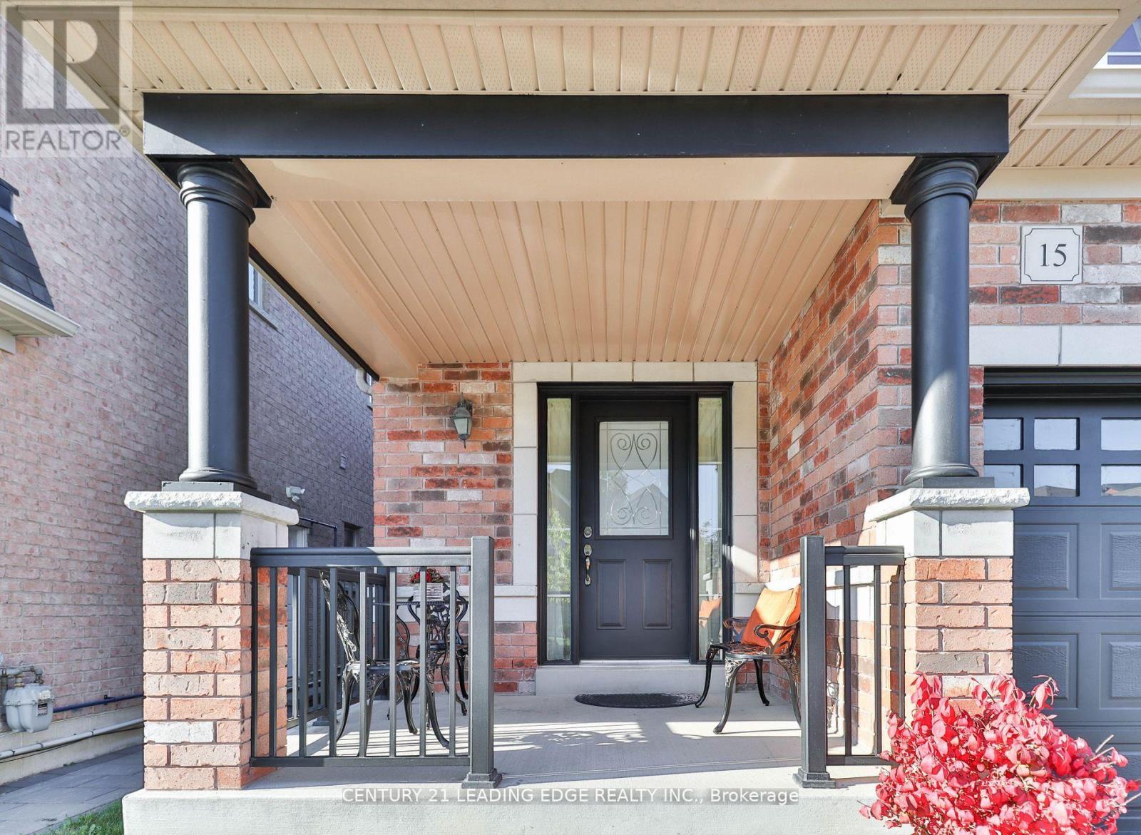 15 ROBERTDALE COURT - 2