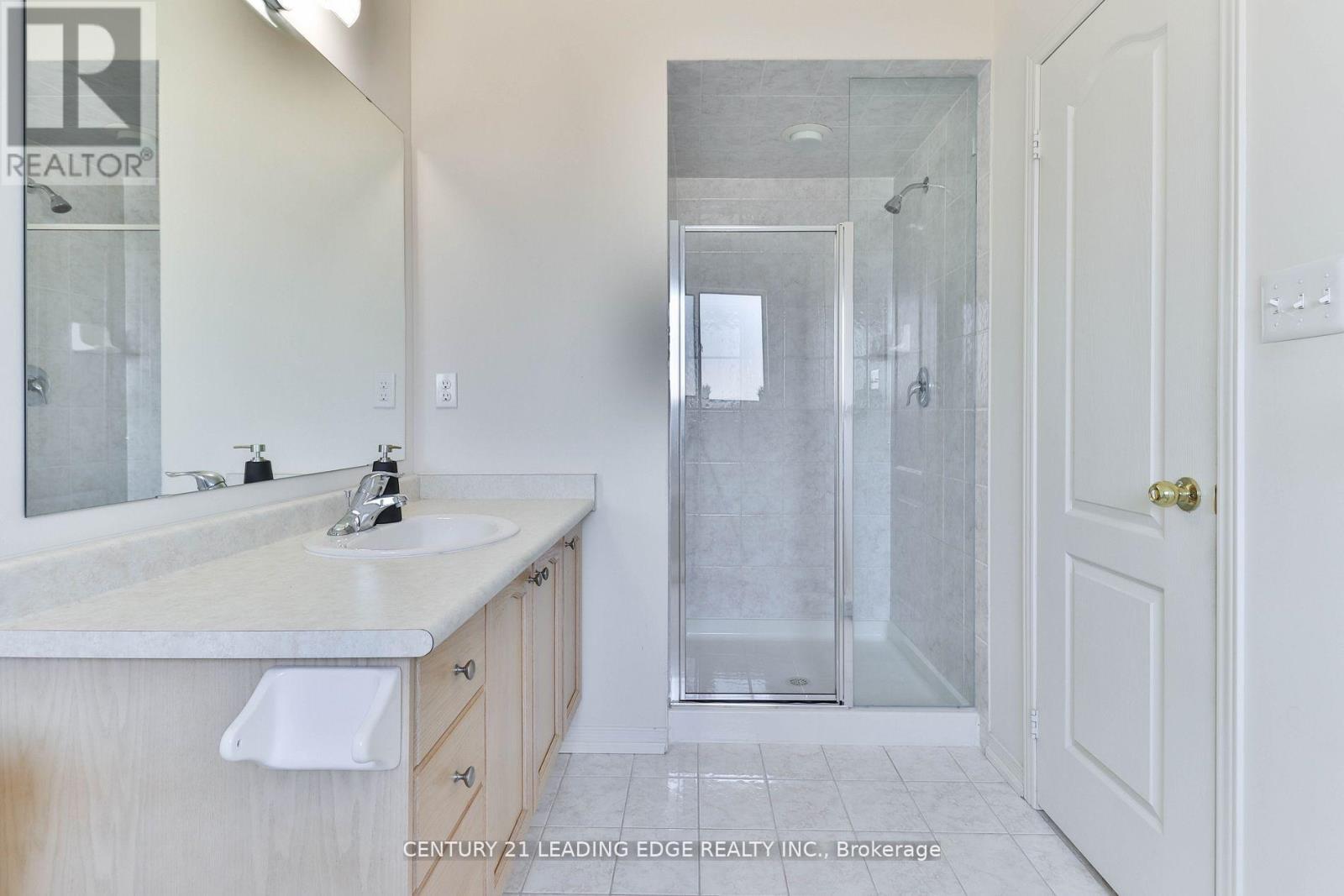 15 ROBERTDALE COURT - 22
