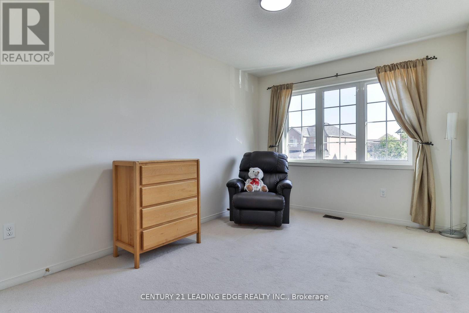 15 ROBERTDALE COURT - 29