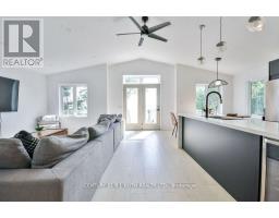 58 Methodist Island, Tay, ON L0K1R0 Photo 12