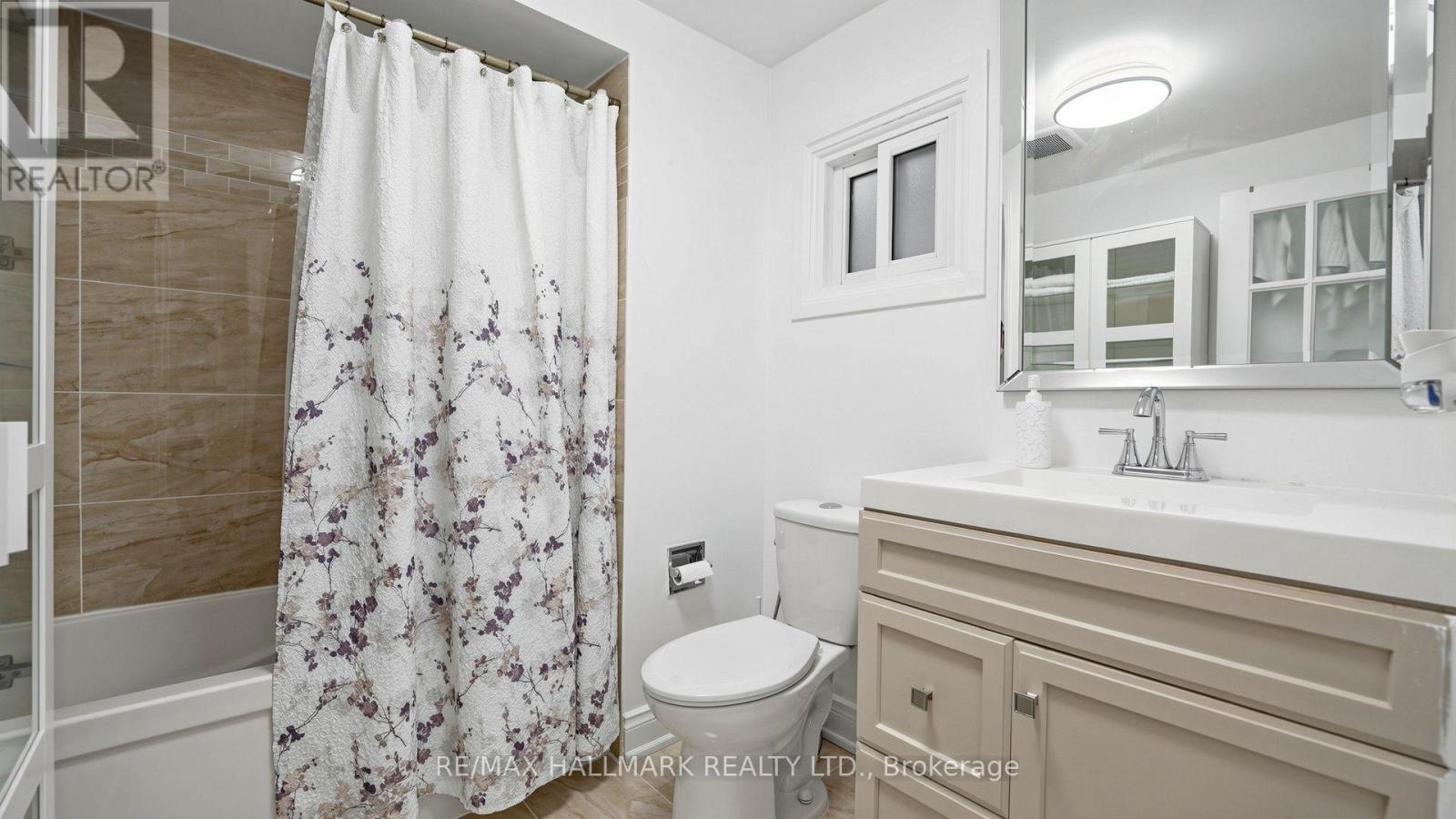 25 WICKS DRIVE - 34