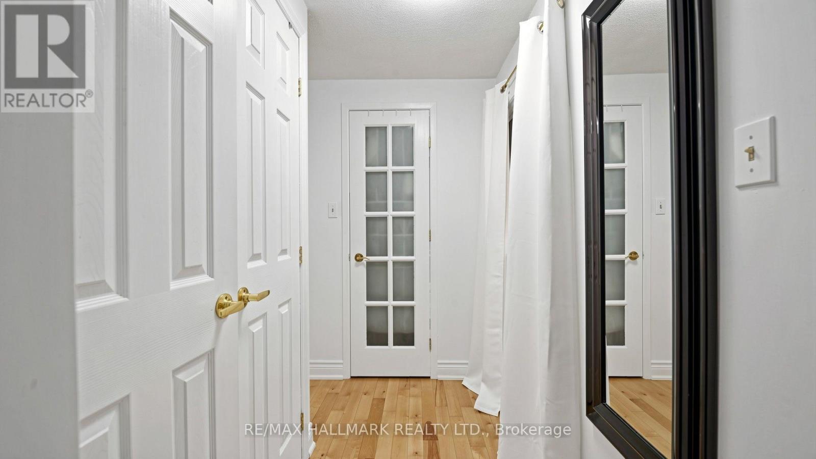 25 WICKS DRIVE - 27