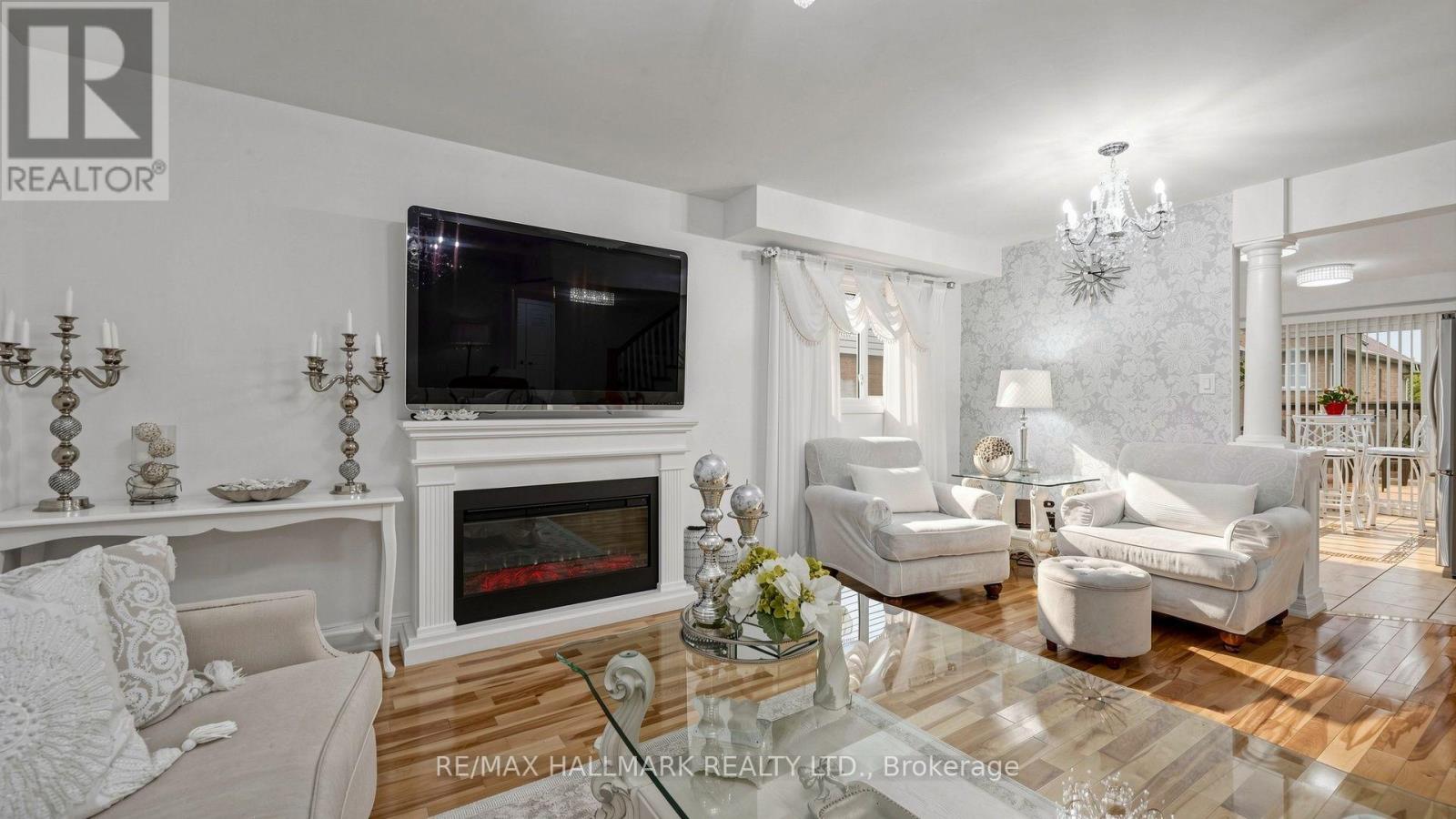 25 WICKS DRIVE - 7