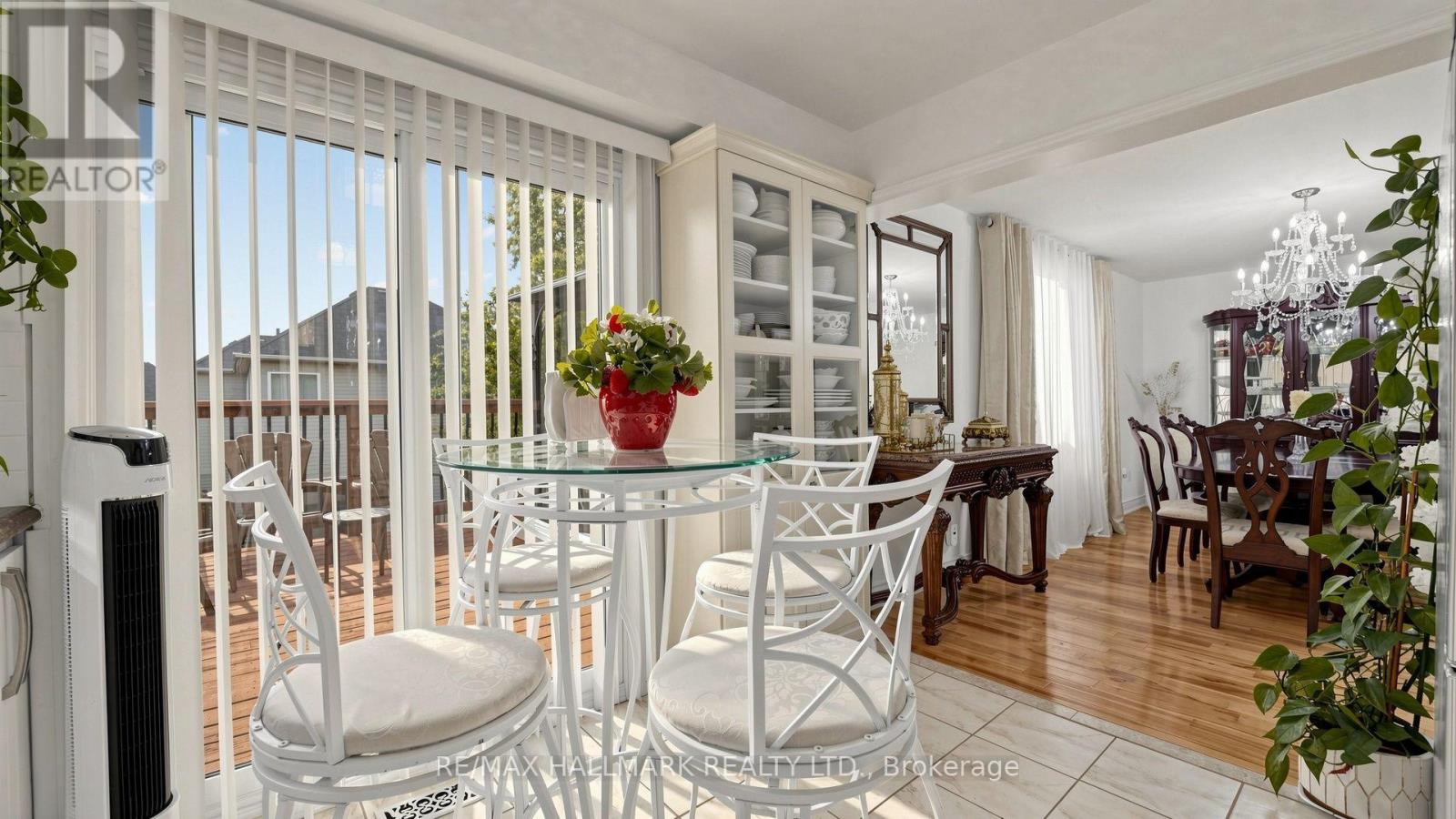 25 WICKS DRIVE - 12