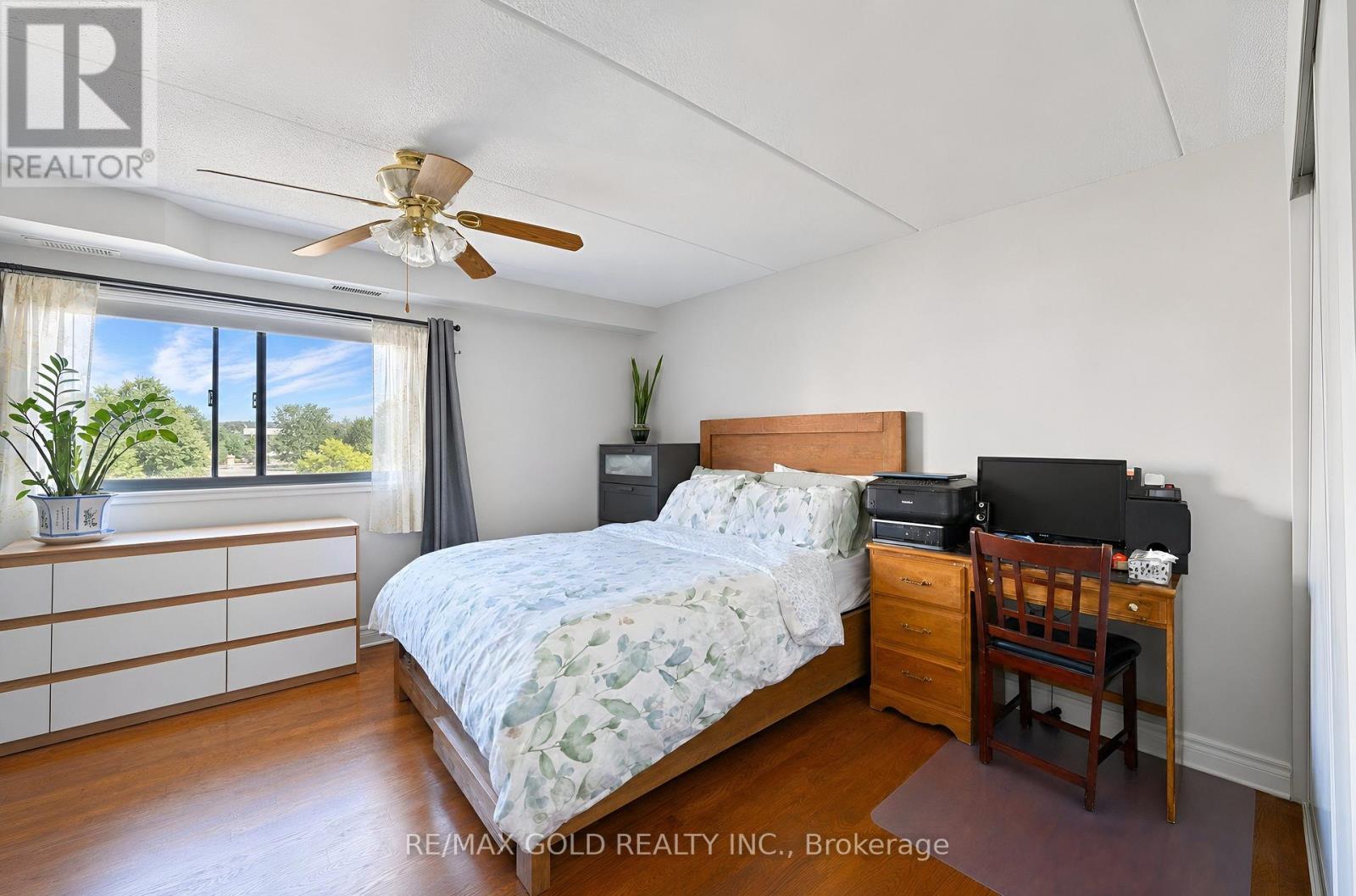 #87 180 MISSISSAUGA VALLEY BOULEVARD - 25