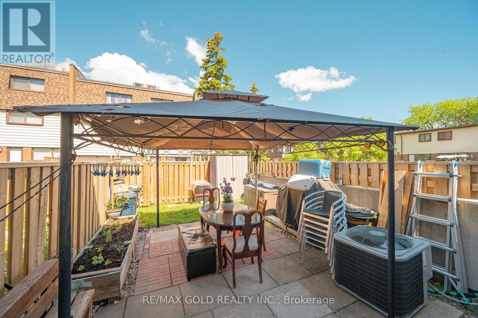 #87 180 MISSISSAUGA VALLEY BOULEVARD - 37
