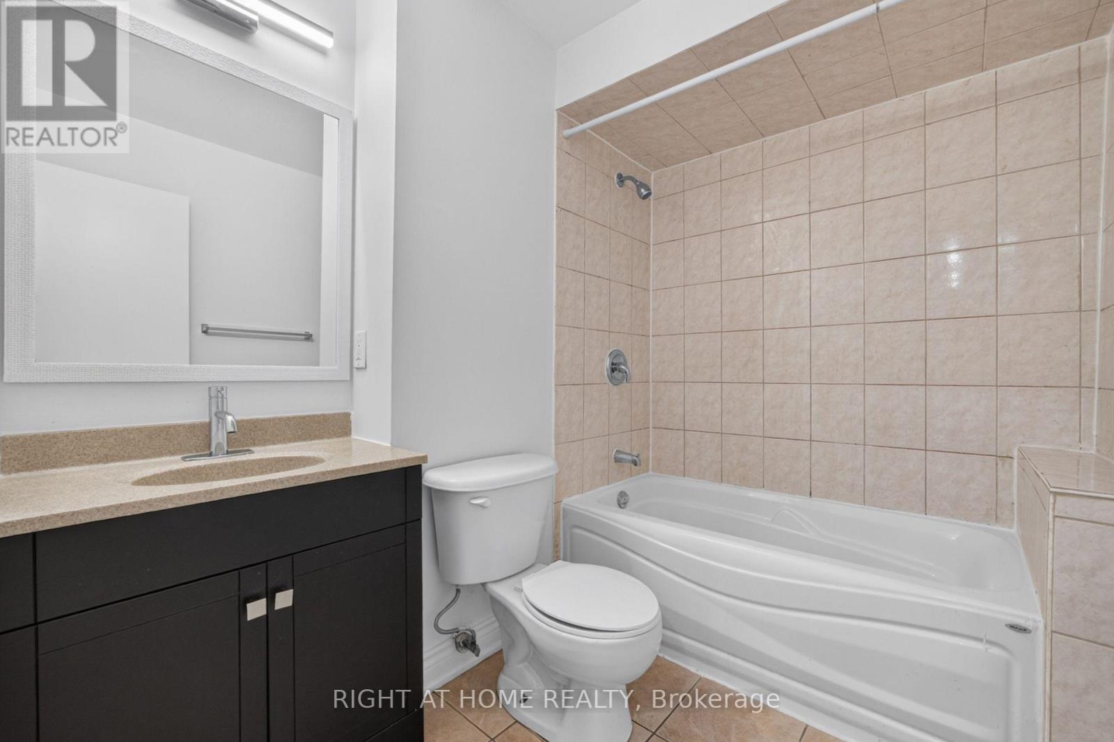 #5 2605 WOODCHESTER DRIVE - 20