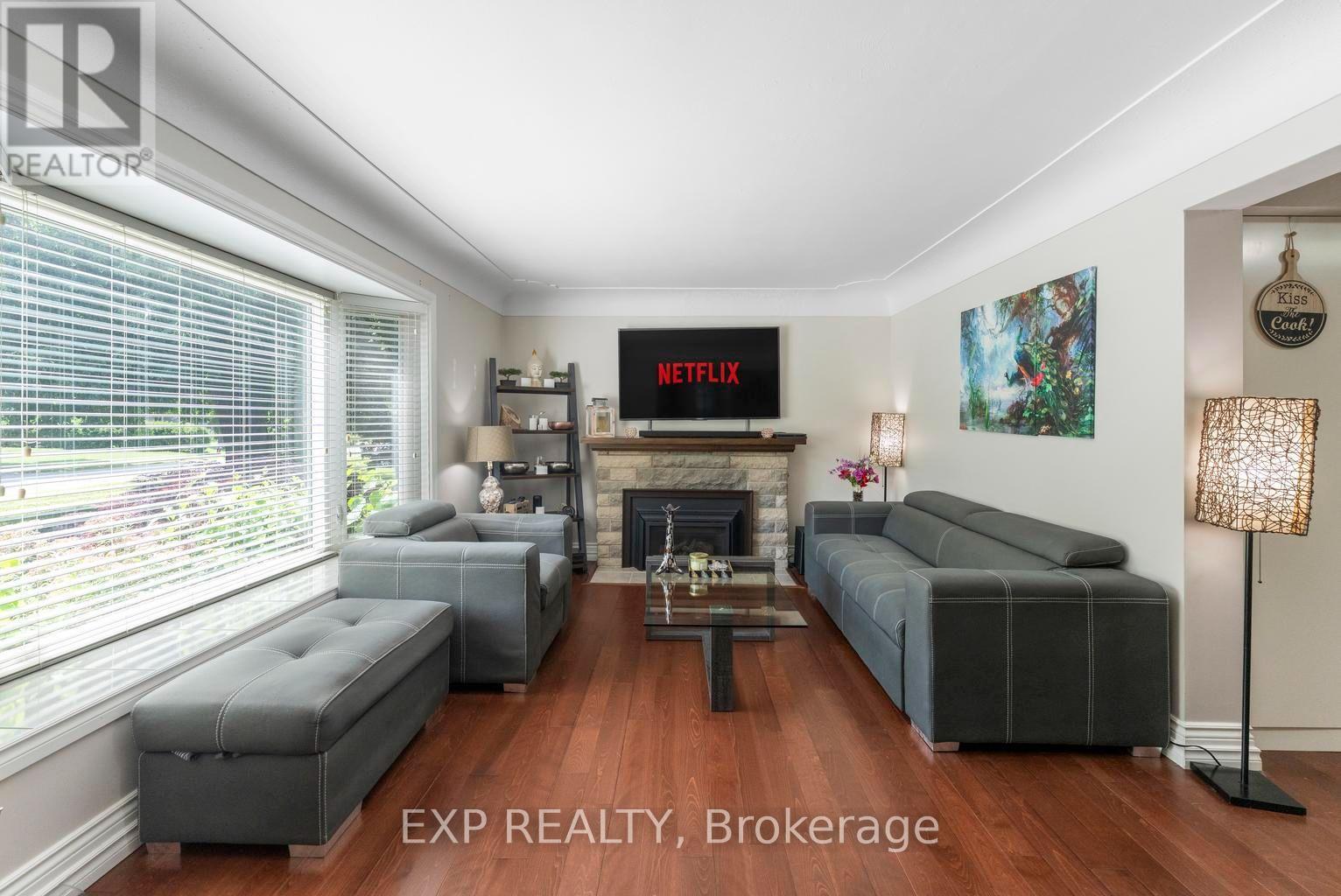 1063 JOAN DRIVE - 5
