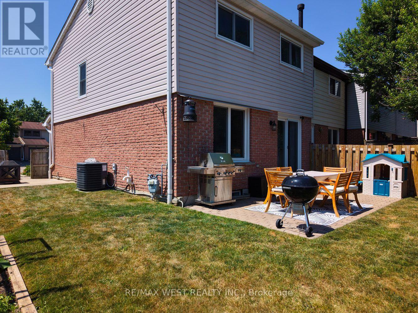 1 JOHANNA DRIVE - 33