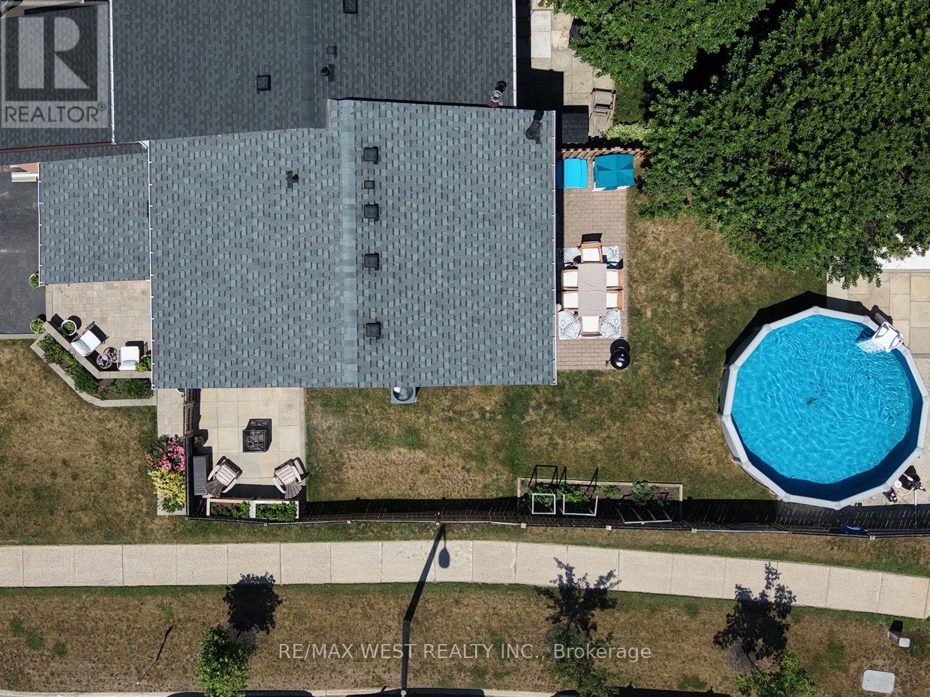 1 JOHANNA DRIVE - 38