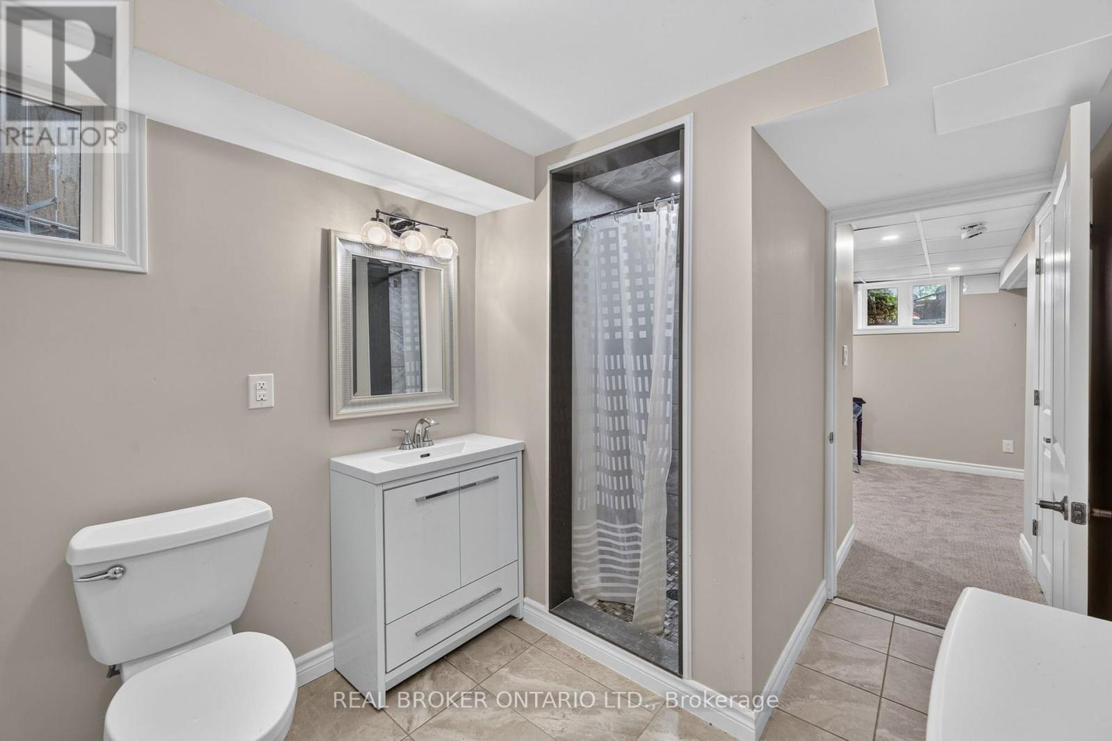 36 BEVERLY STREET - Image 29