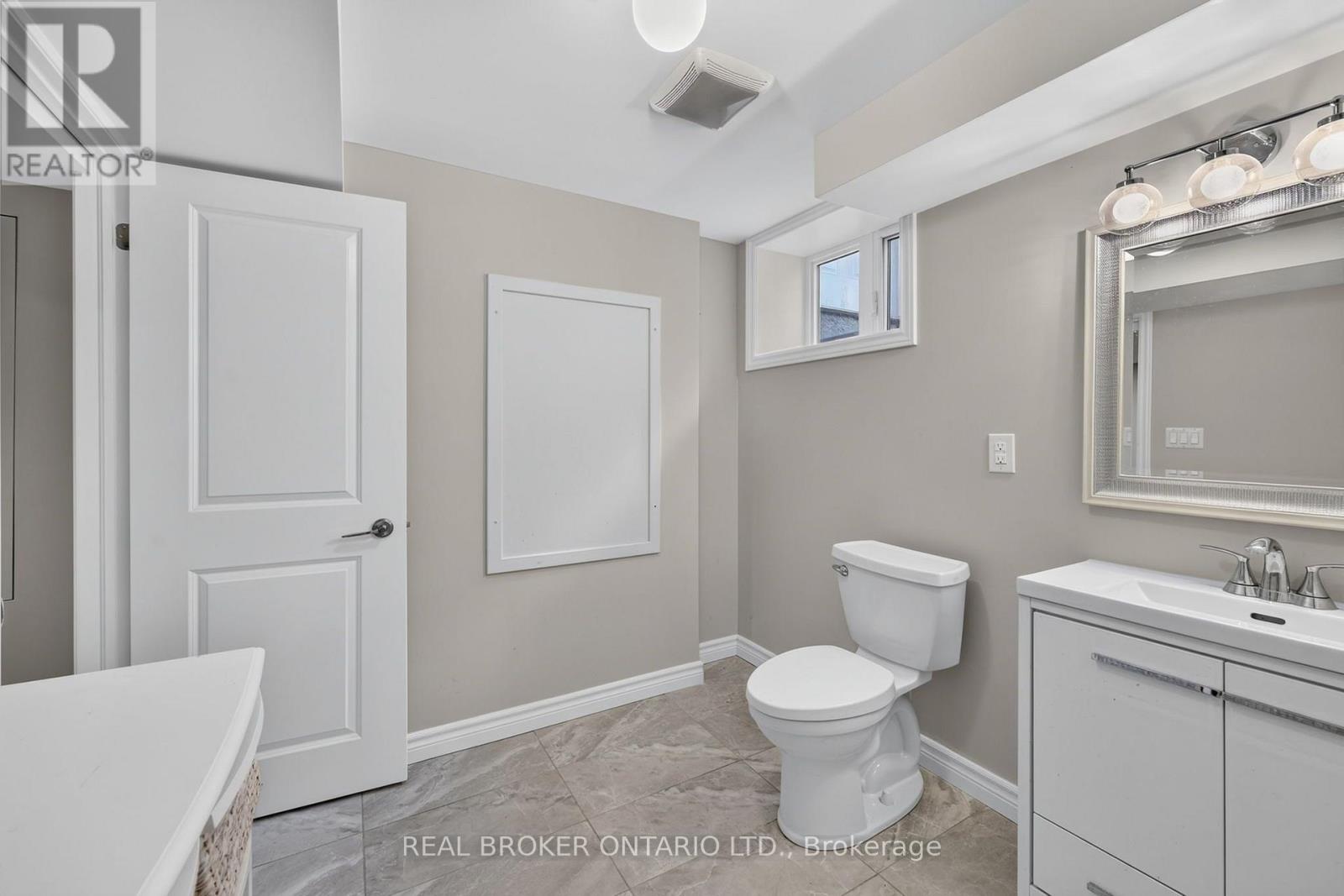 36 BEVERLY STREET - Image 28