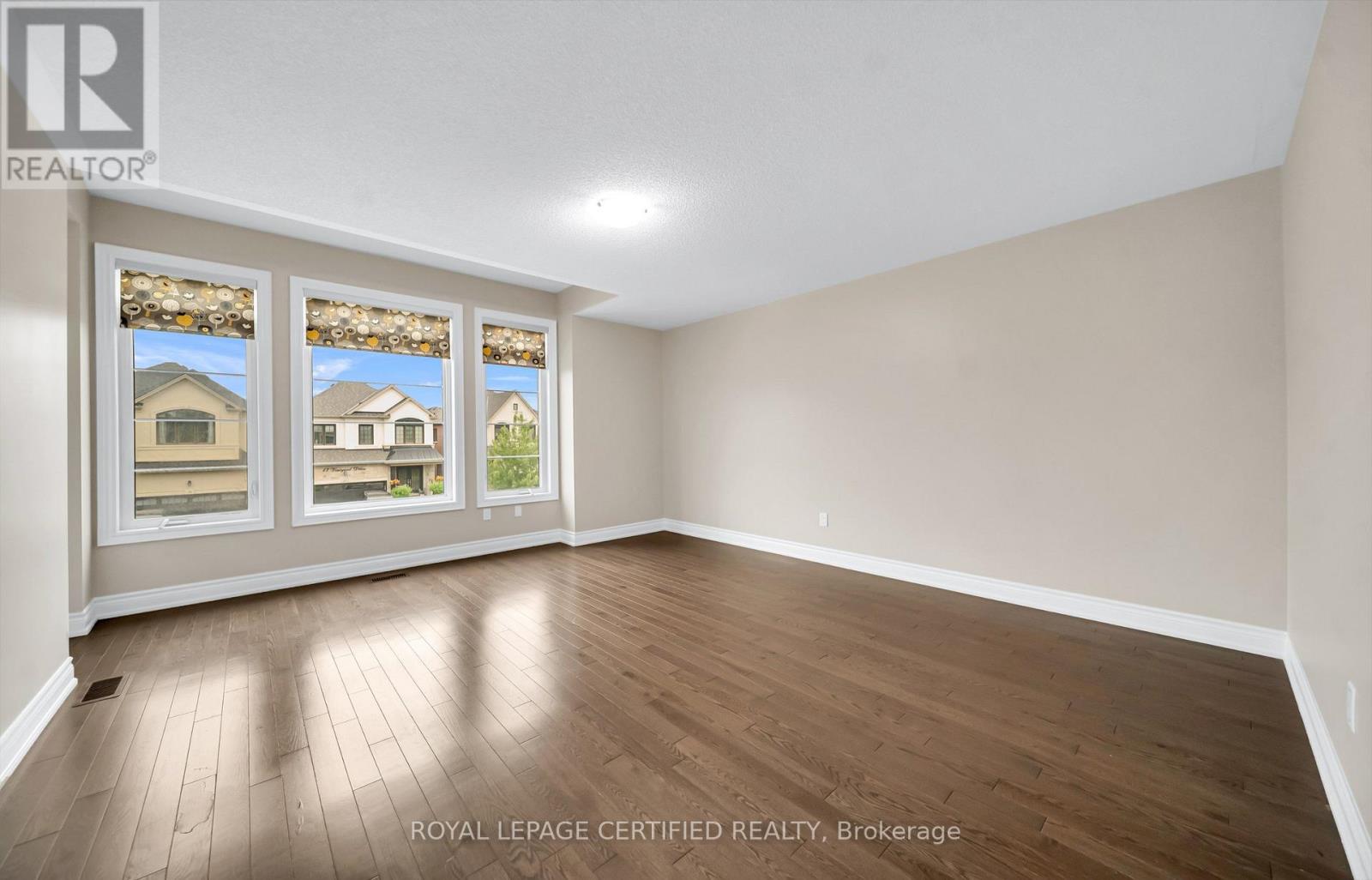 18 VINEYARD DRIVE - Image 28