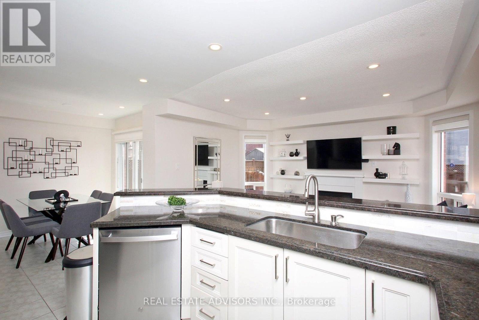 5215 MARBLEWOOD DRIVE - 18