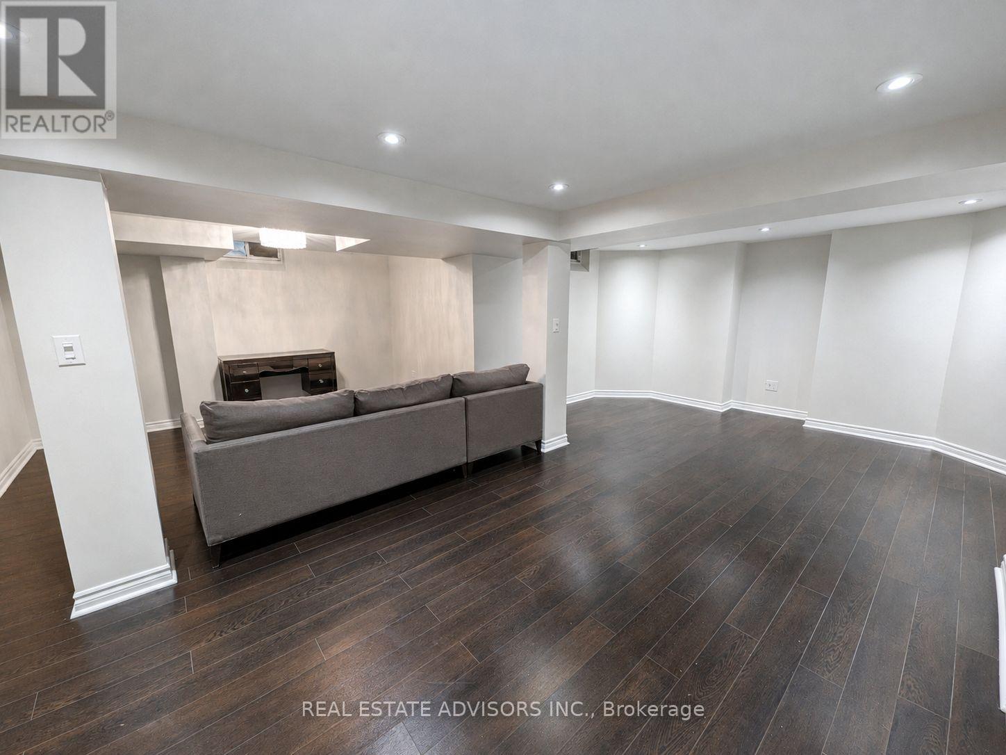 5215 MARBLEWOOD DRIVE - 37