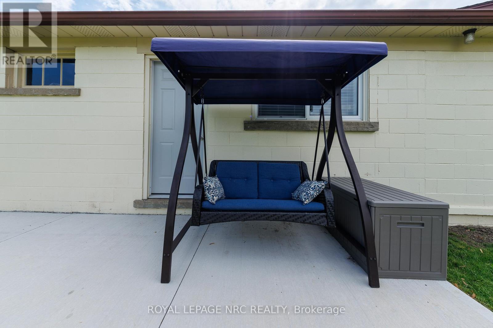 24 MUNRO STREET - 37