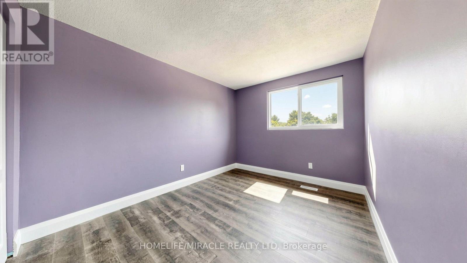 47 VISCOUNT ROAD - Image 28