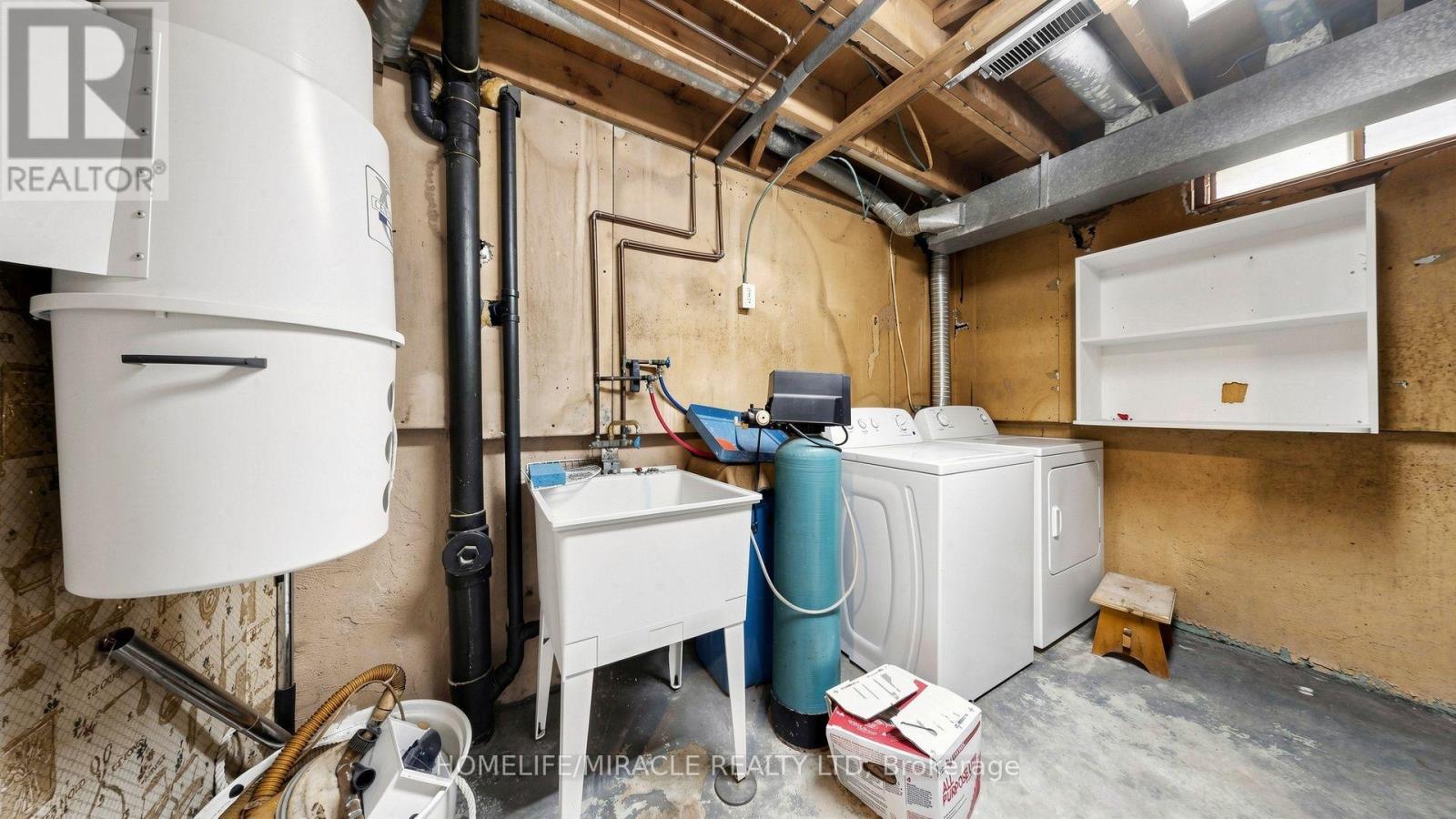 47 VISCOUNT ROAD - Image 41