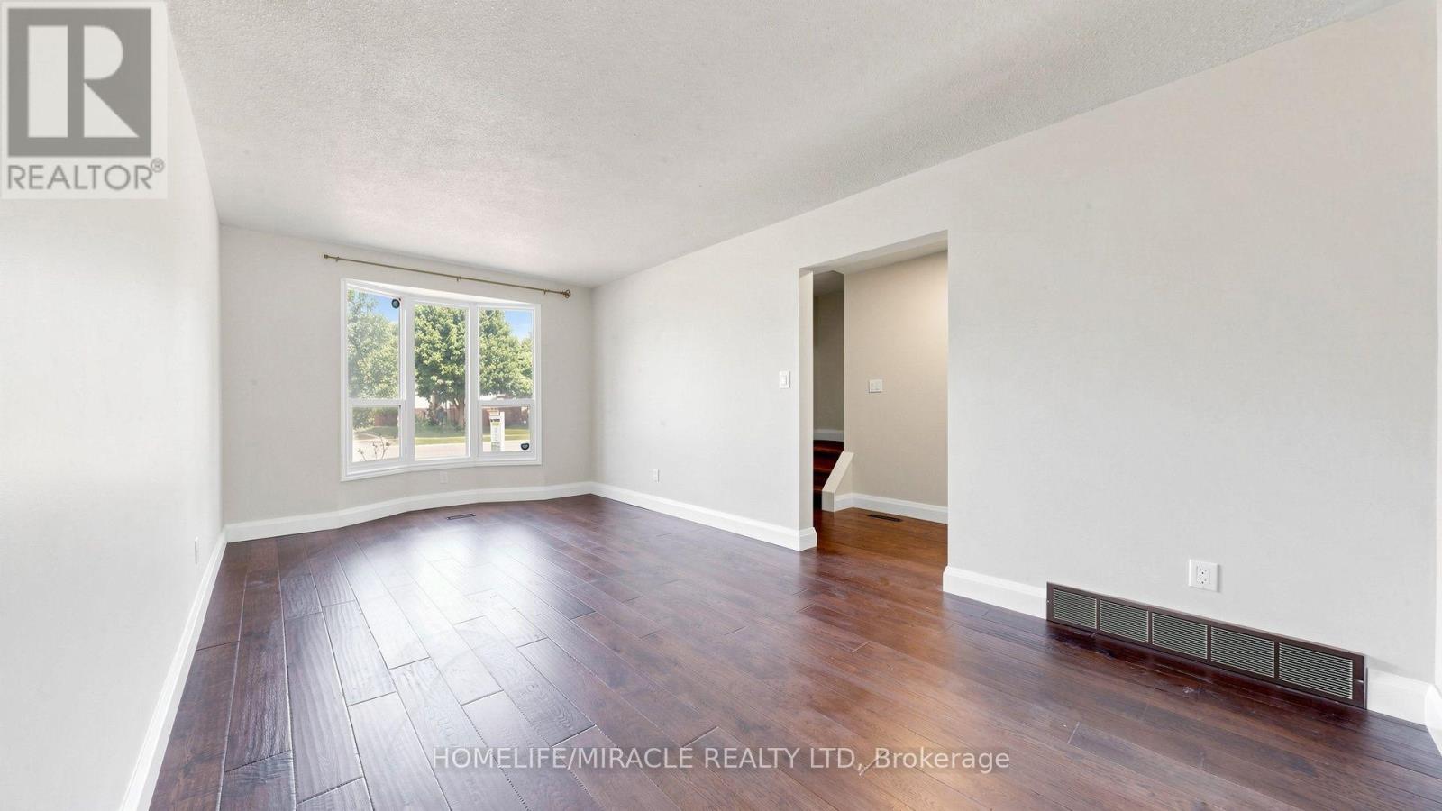 47 VISCOUNT ROAD - Image 5