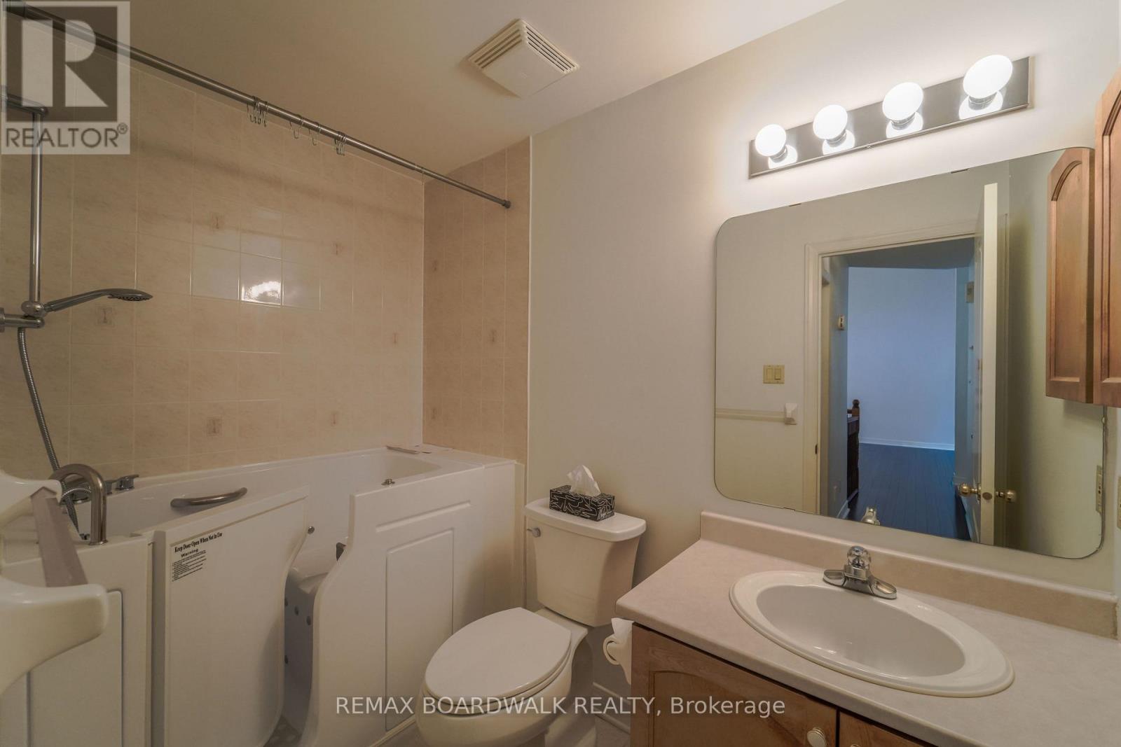 3 COULSON COURT - 22