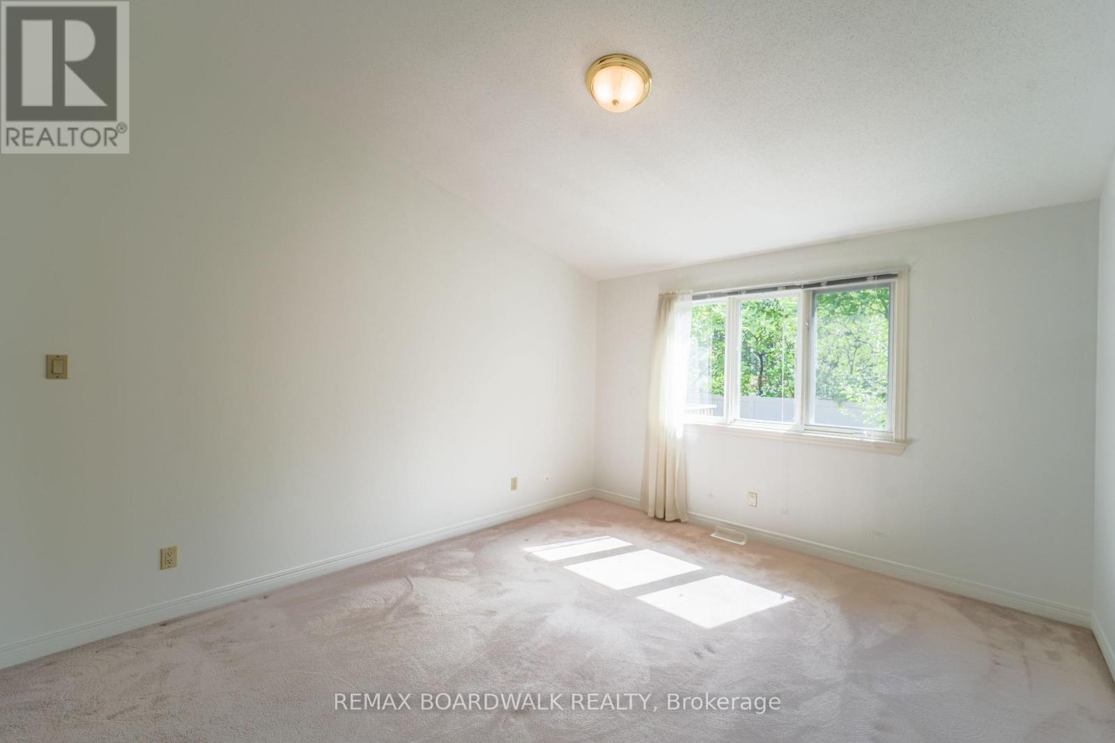 3 COULSON COURT - 19