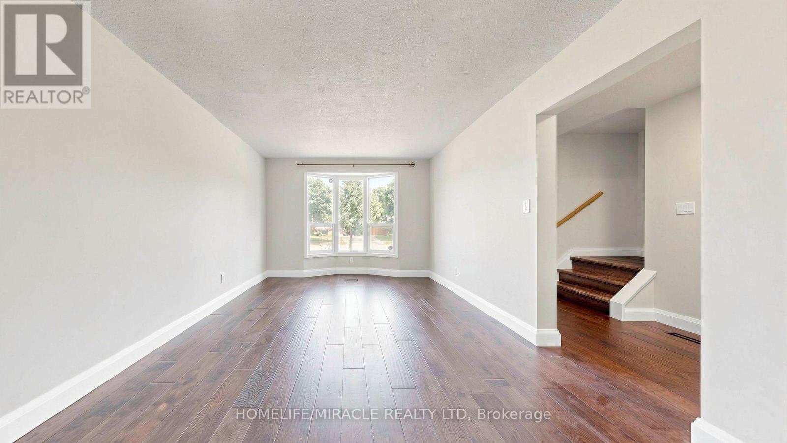 47 VISCOUNT ROAD - Image 4