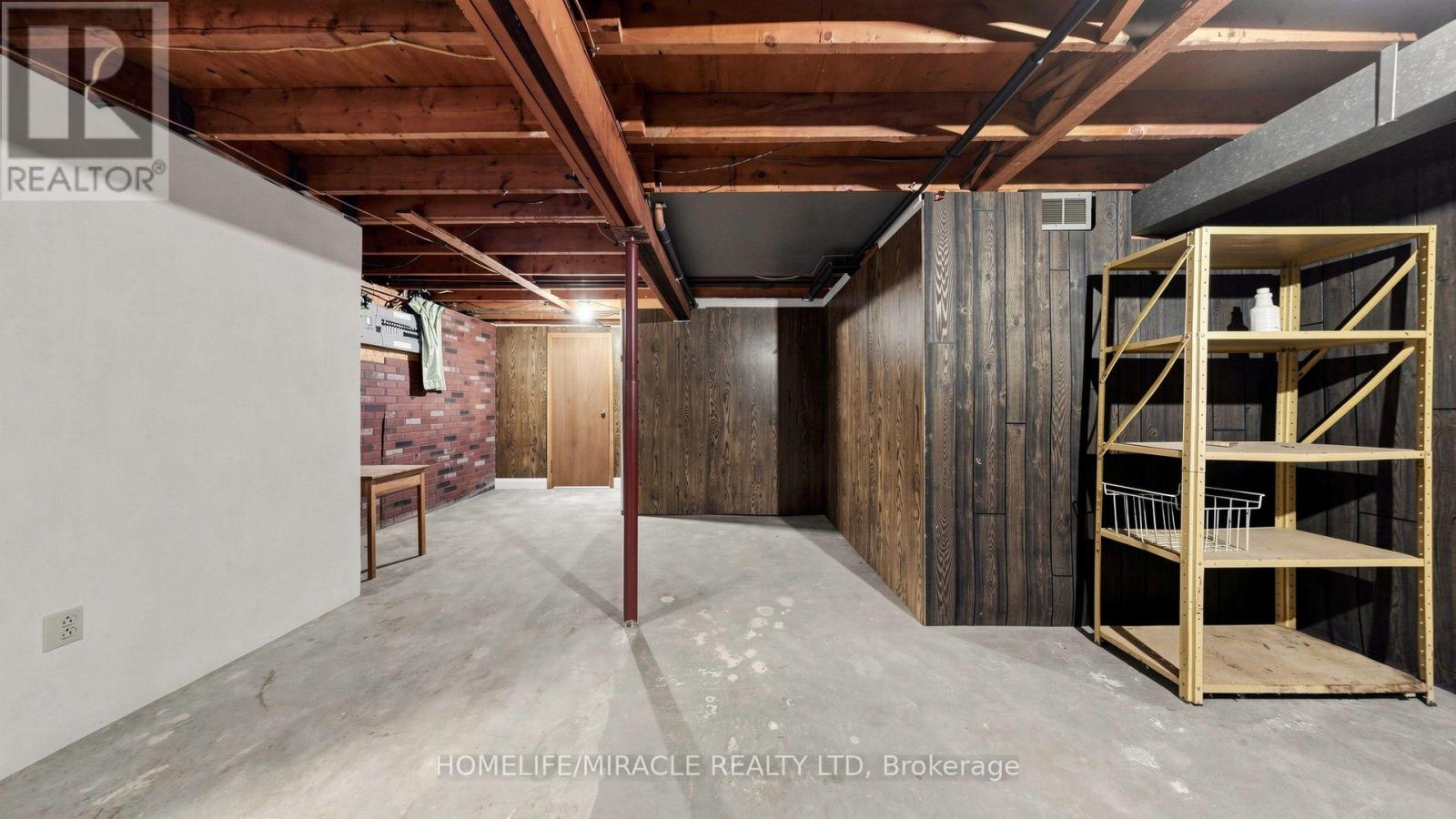 47 VISCOUNT ROAD - Image 37