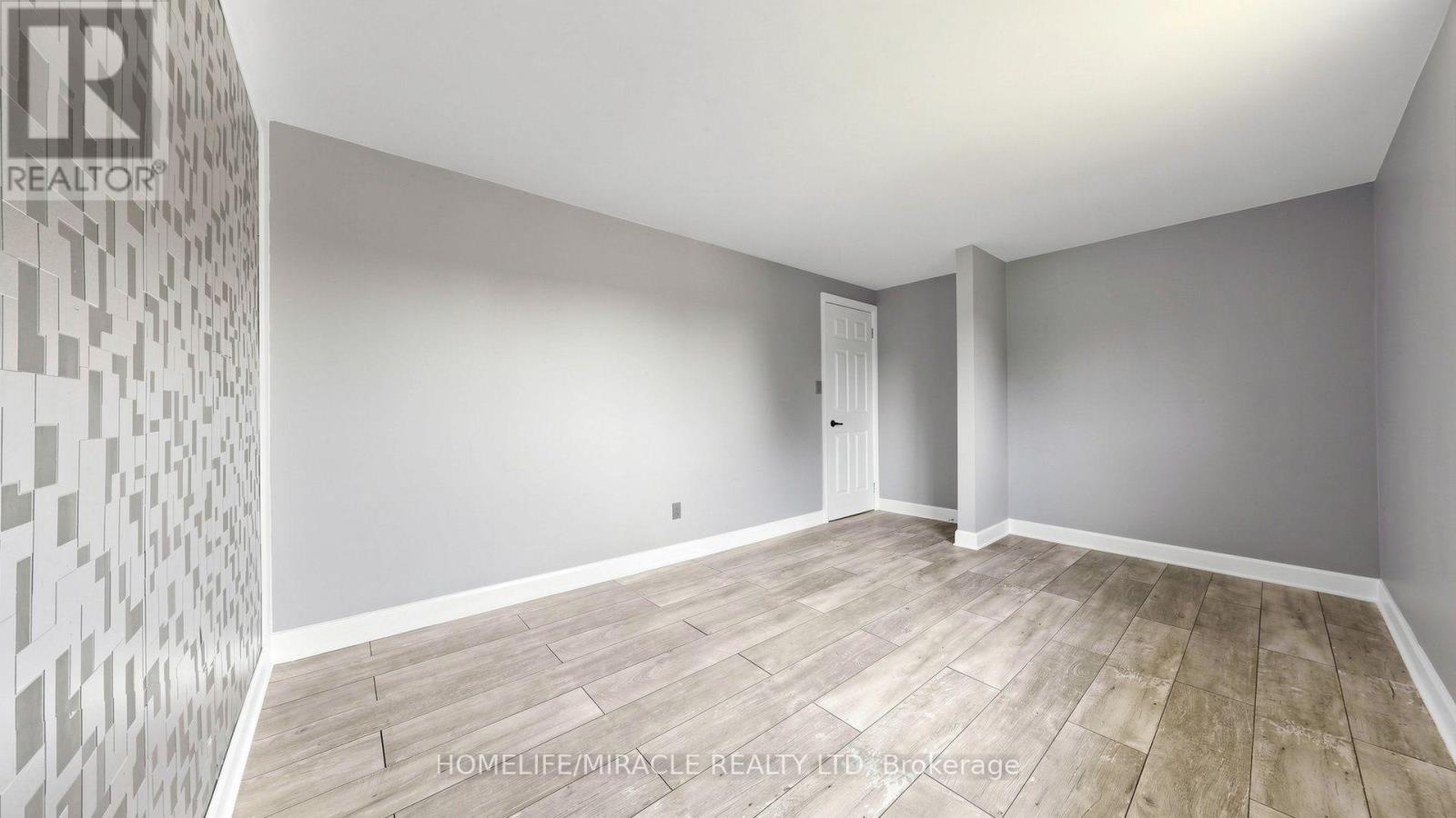 47 VISCOUNT ROAD - Image 24