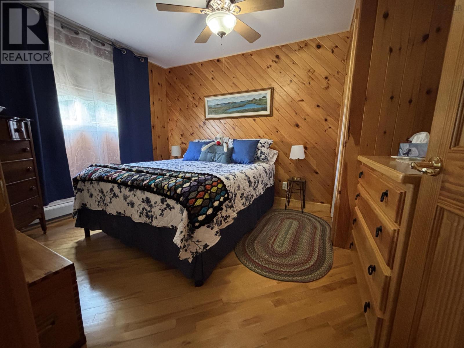 69 Thumb Cap Point Road - 16