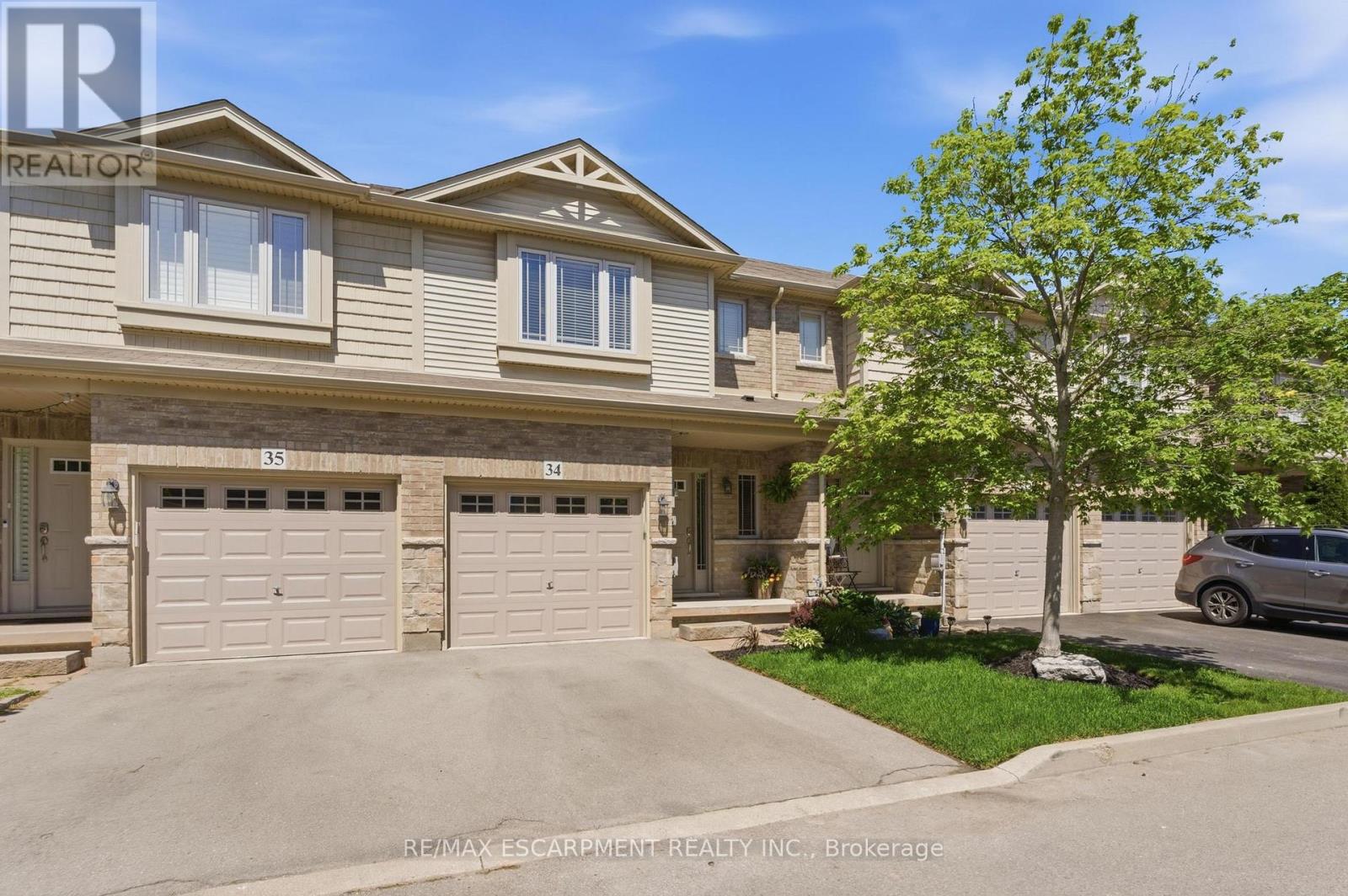 #34 6 CHESTNUT DRIVE - 26