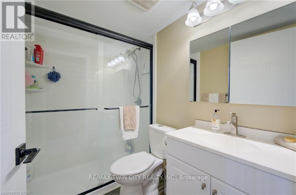 #409 3227 KING STREET E - 17