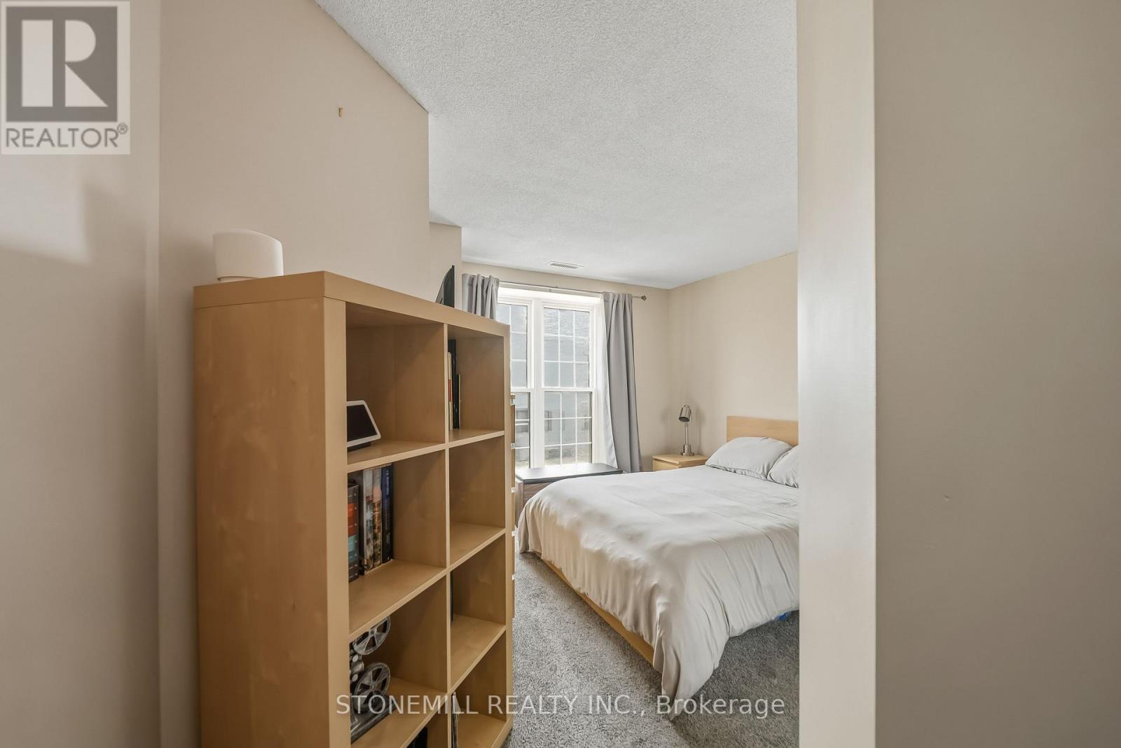 #701 135 JAMES STREET S - 10