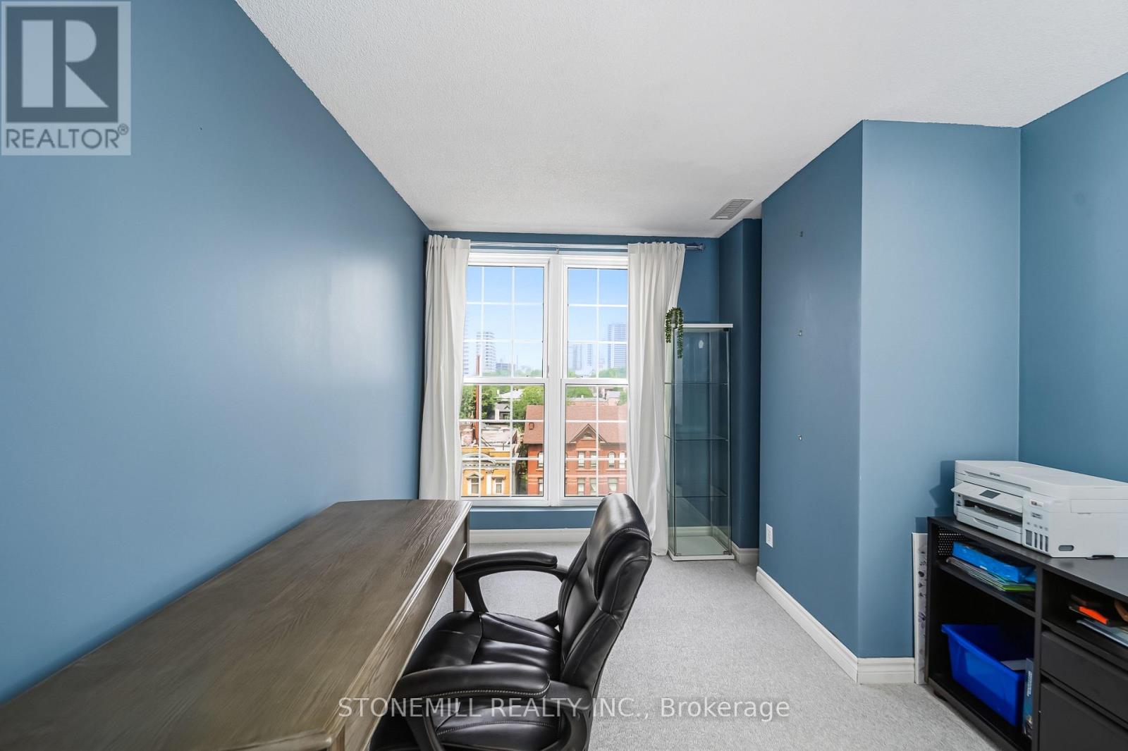 #701 135 JAMES STREET S - 18