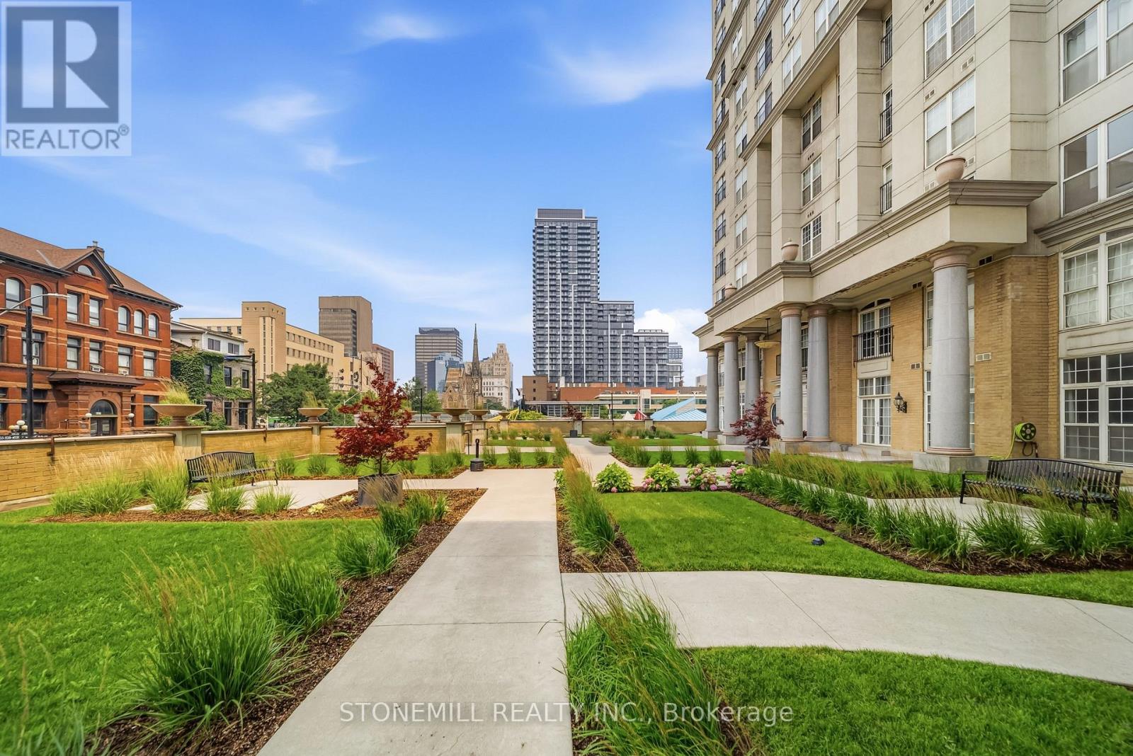 #701 135 JAMES STREET S - 27