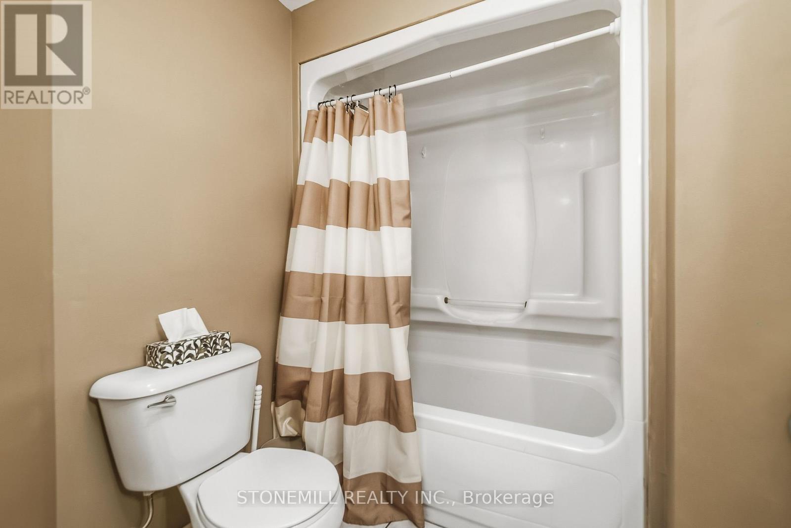 #701 135 JAMES STREET S - 4