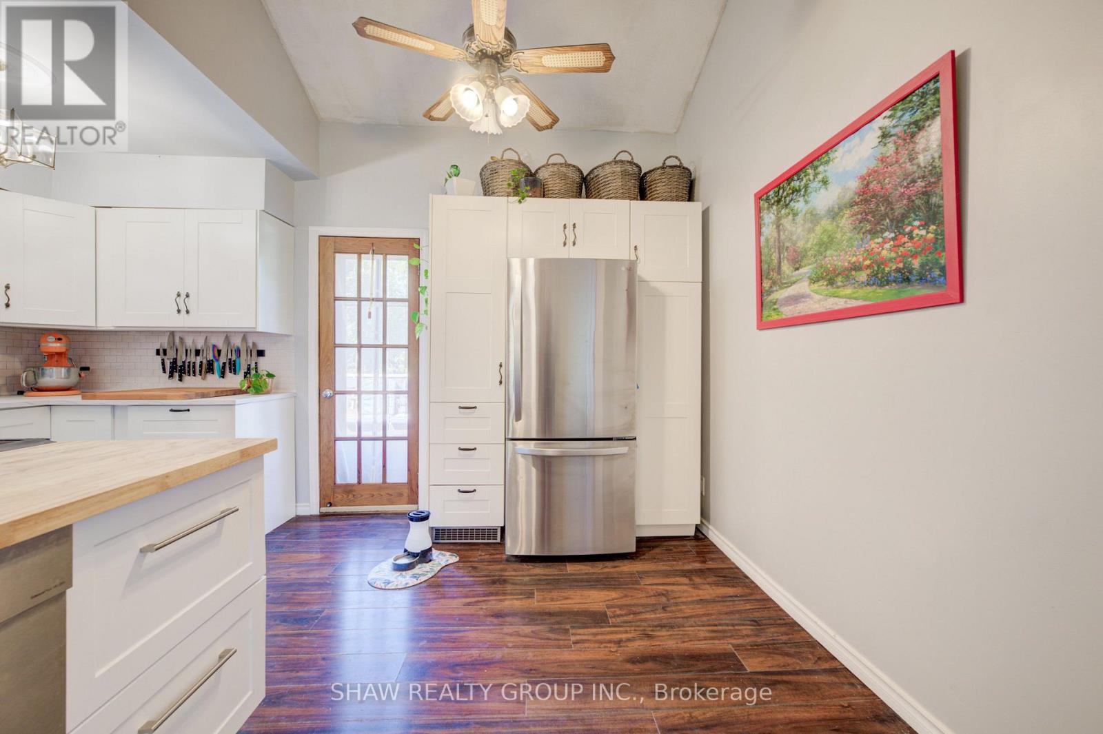 127 HENDERSON STREET - 10