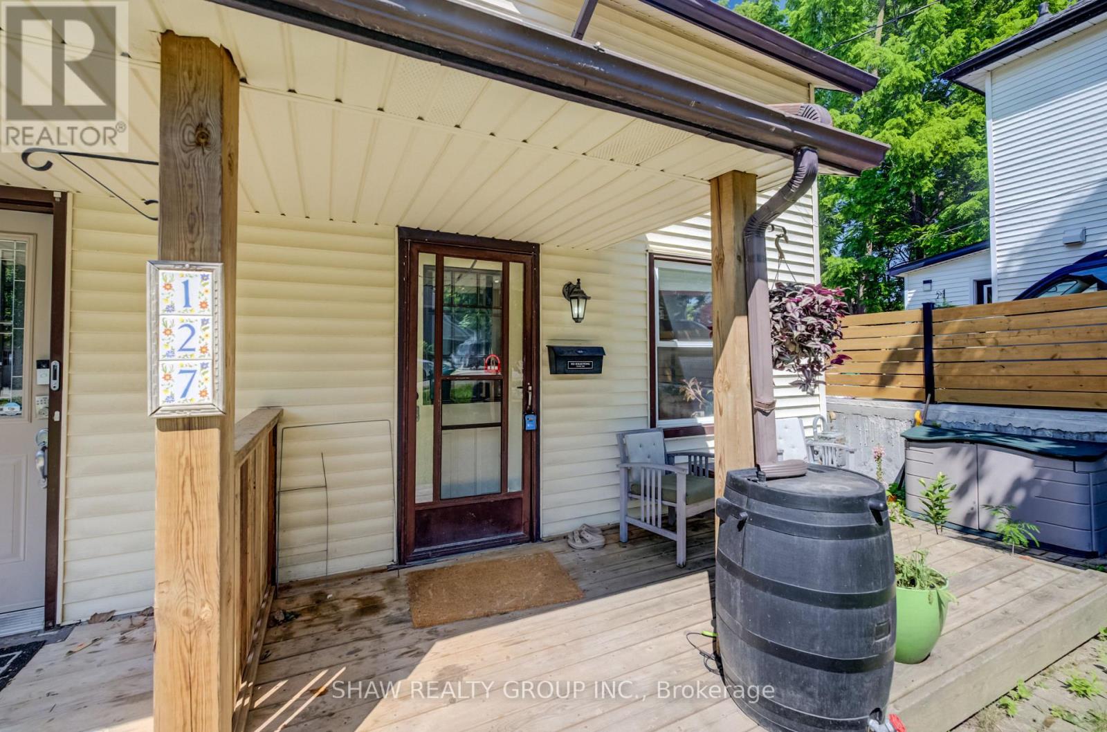 127 HENDERSON STREET - 3