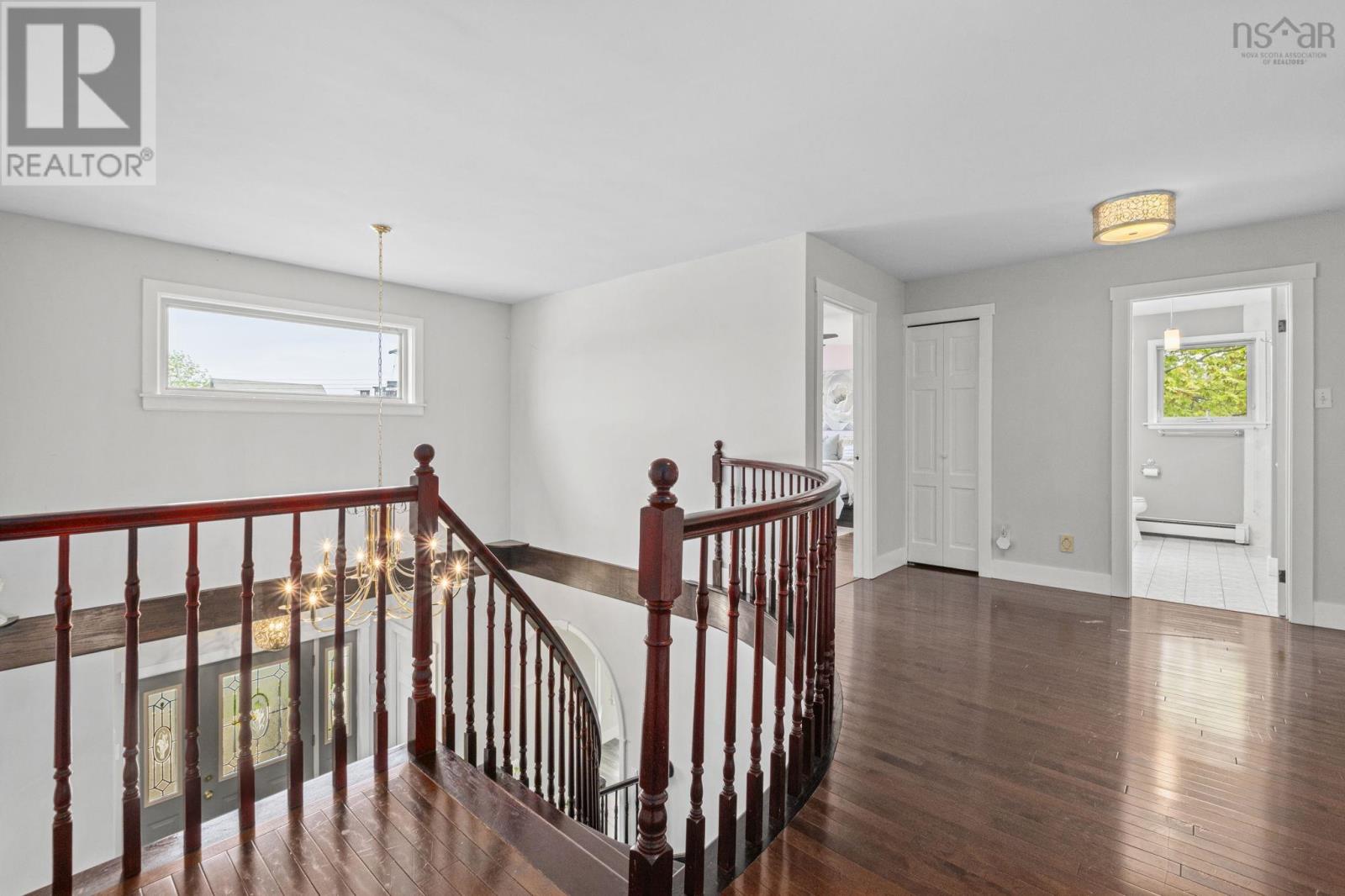 31 Lancaster Drive - 23